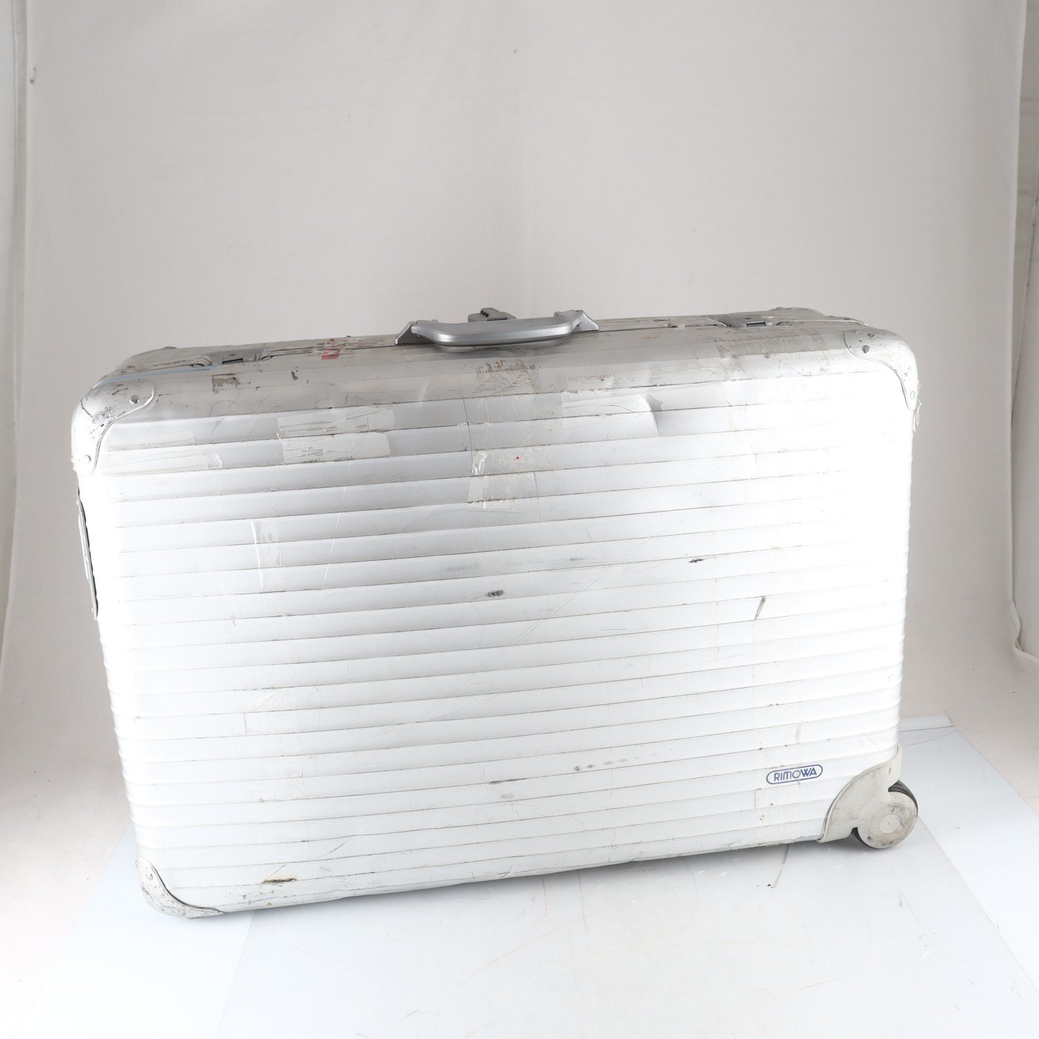 Resväska, Aluminium. Rimowa. Endast avhämtning.