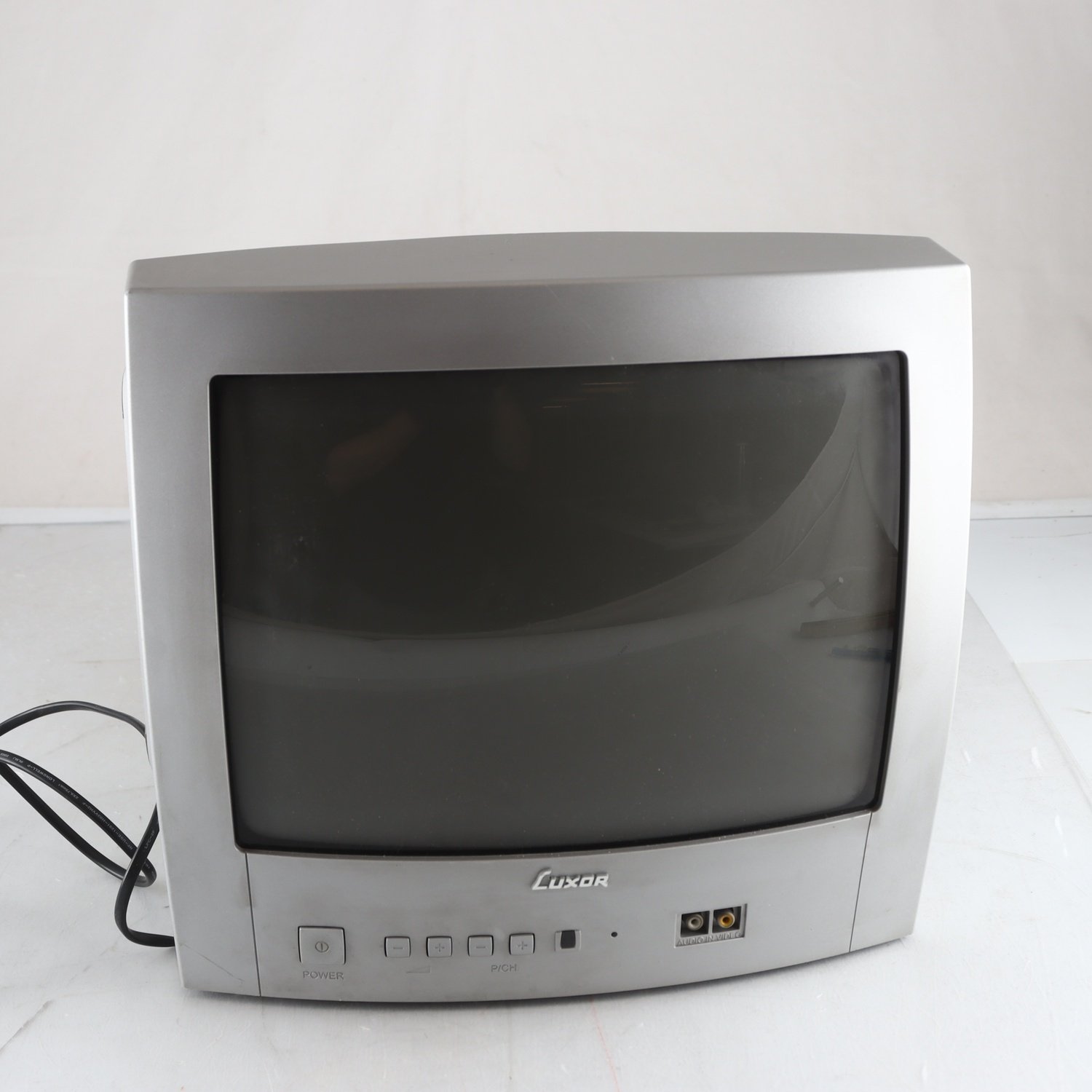 Tv, 14″ Luxor 3771 TX, CRT-TV. Endast avhämtning.