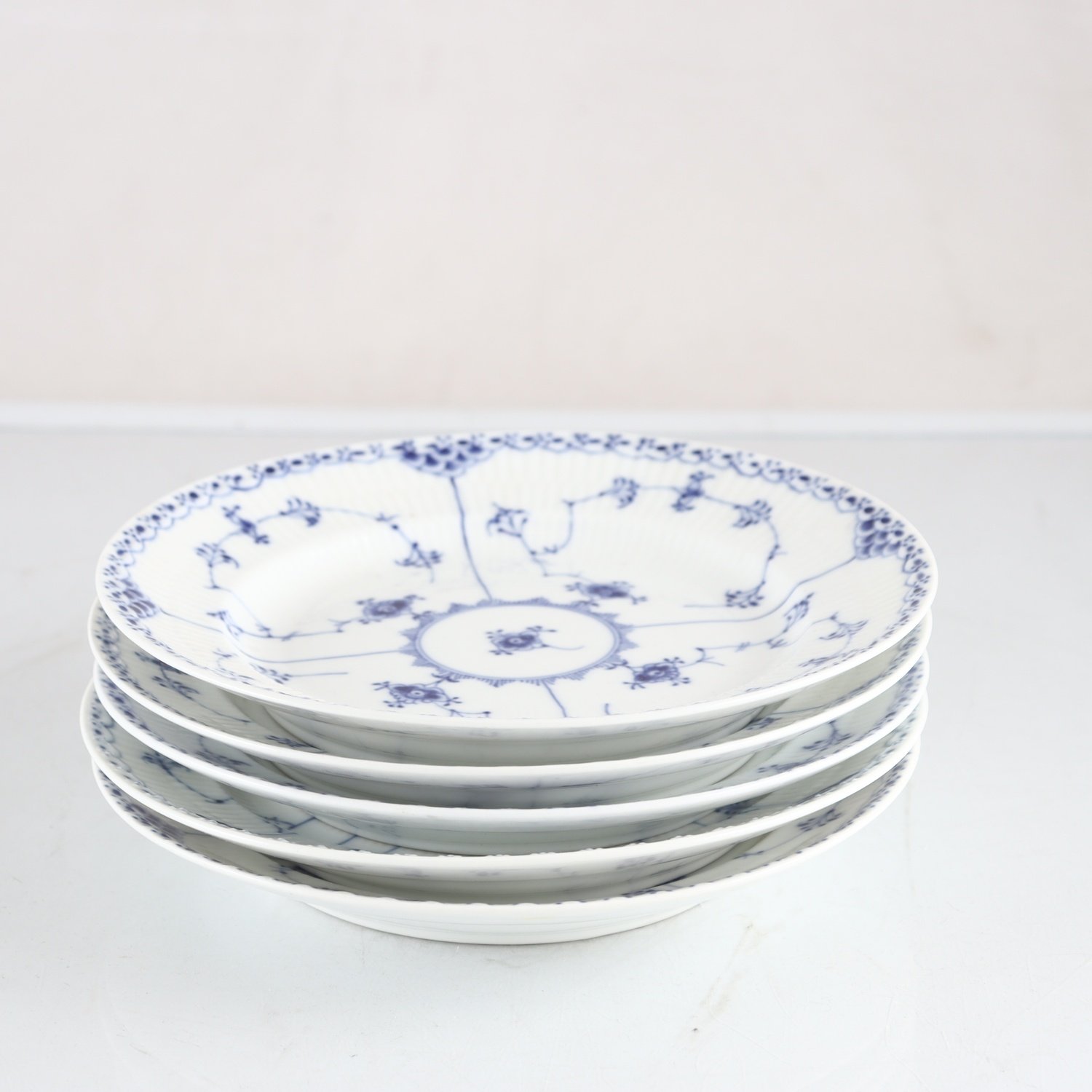 Assietter, Musselmalet, halvblond, Royal Copenhagen, 5st. Samfraktas ej.