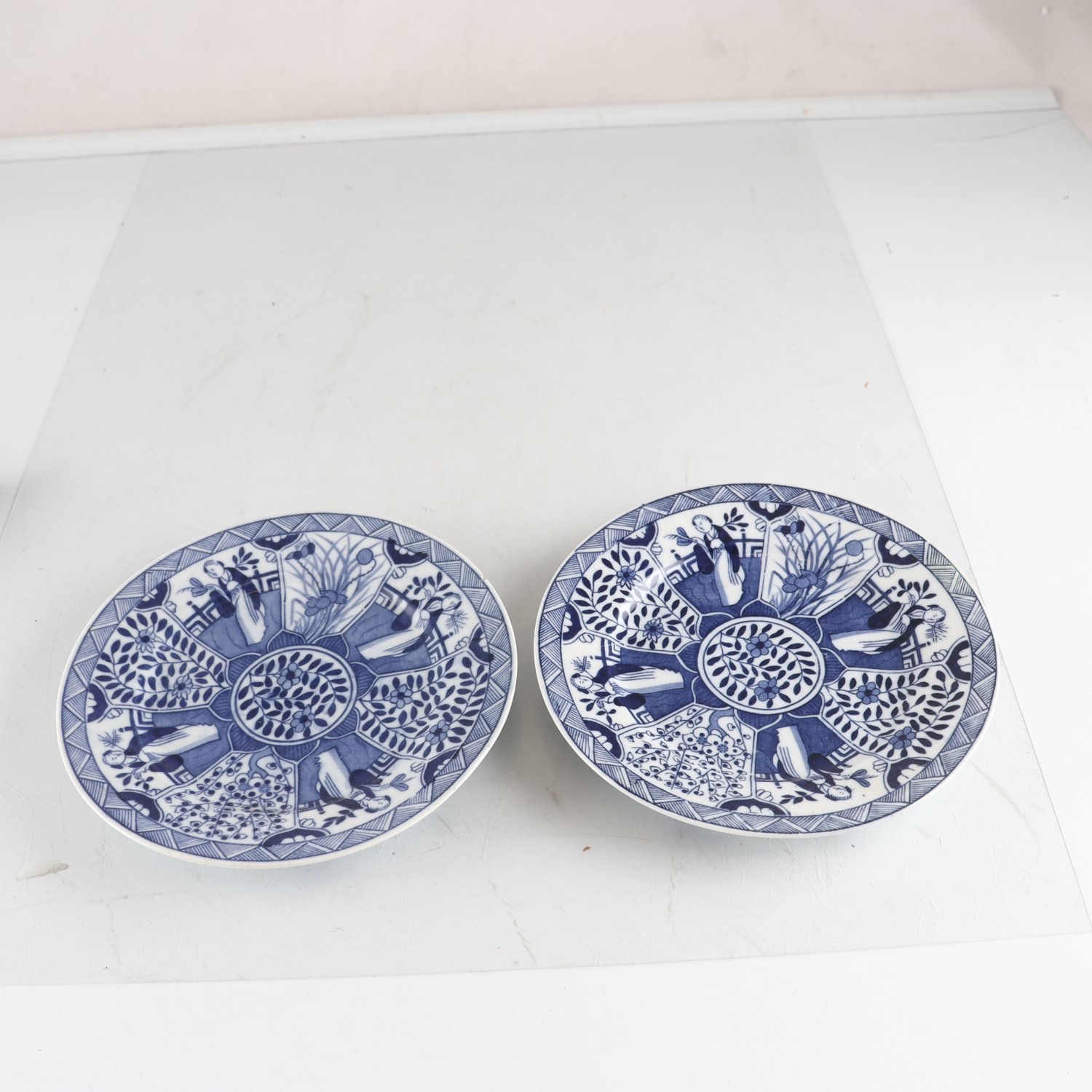 Assietter, Delft, Maastricht, Holland, ca 1900, 2 st
