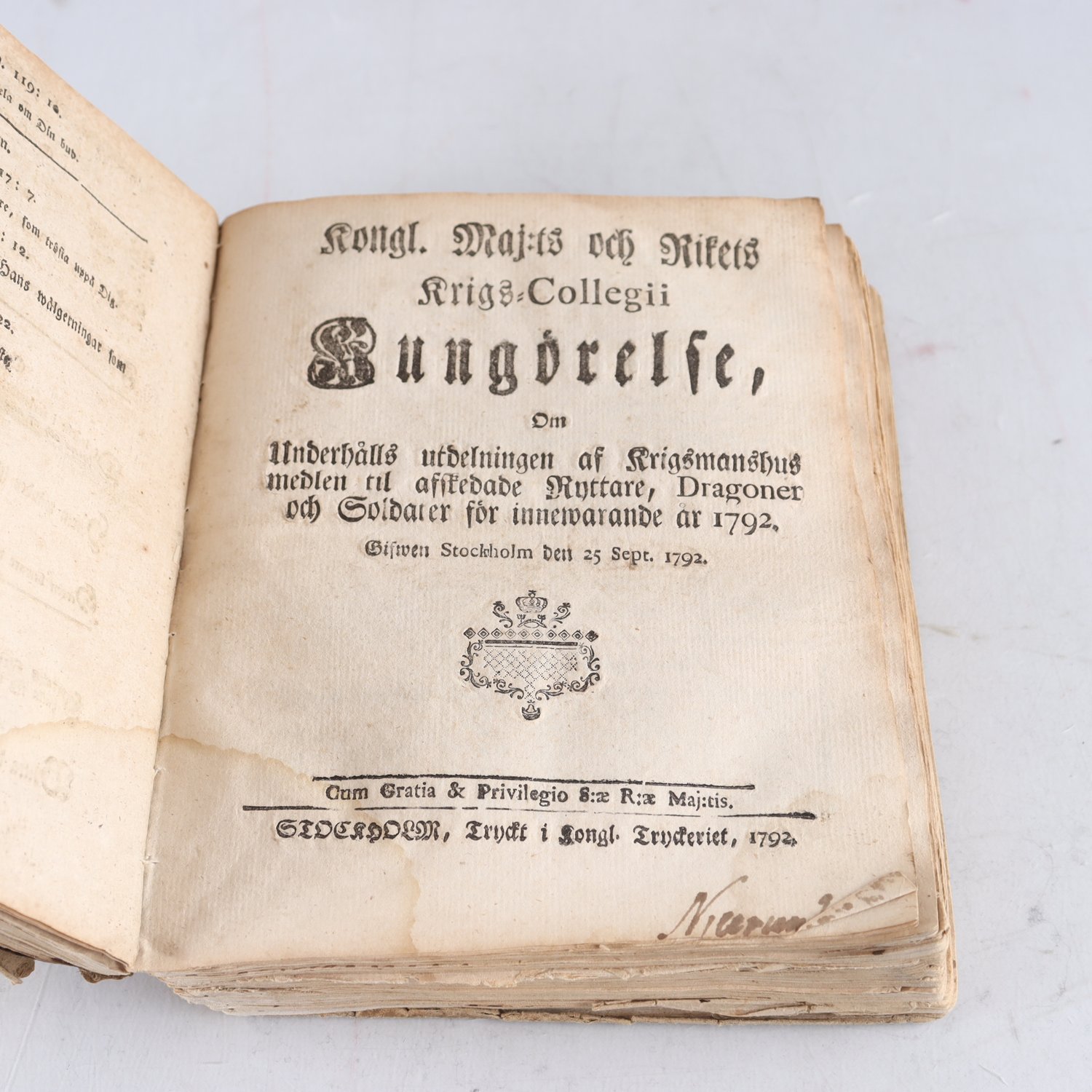 Kungliga förordningar, samlingsband från sent 1600-tal till 1700-tal