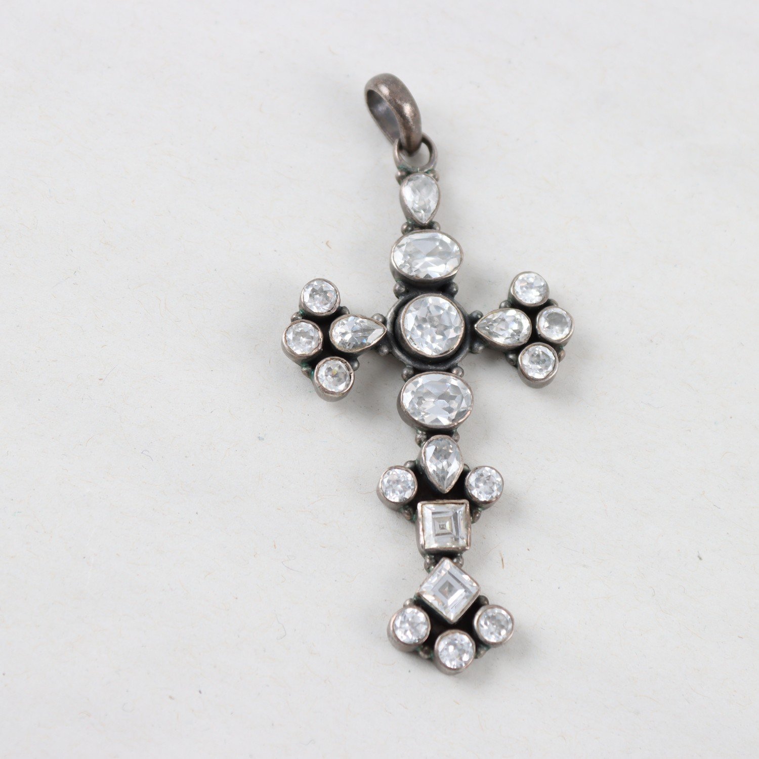 Hänge, Silver, Kors, Stenar, Brv: 13,7g