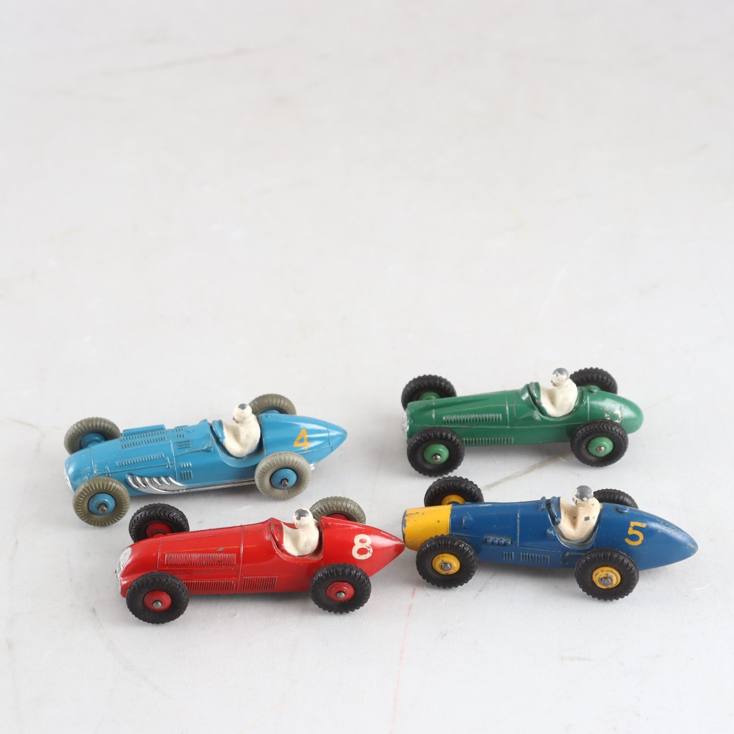 Bilar, Dinky toys, racing cars, 4st.