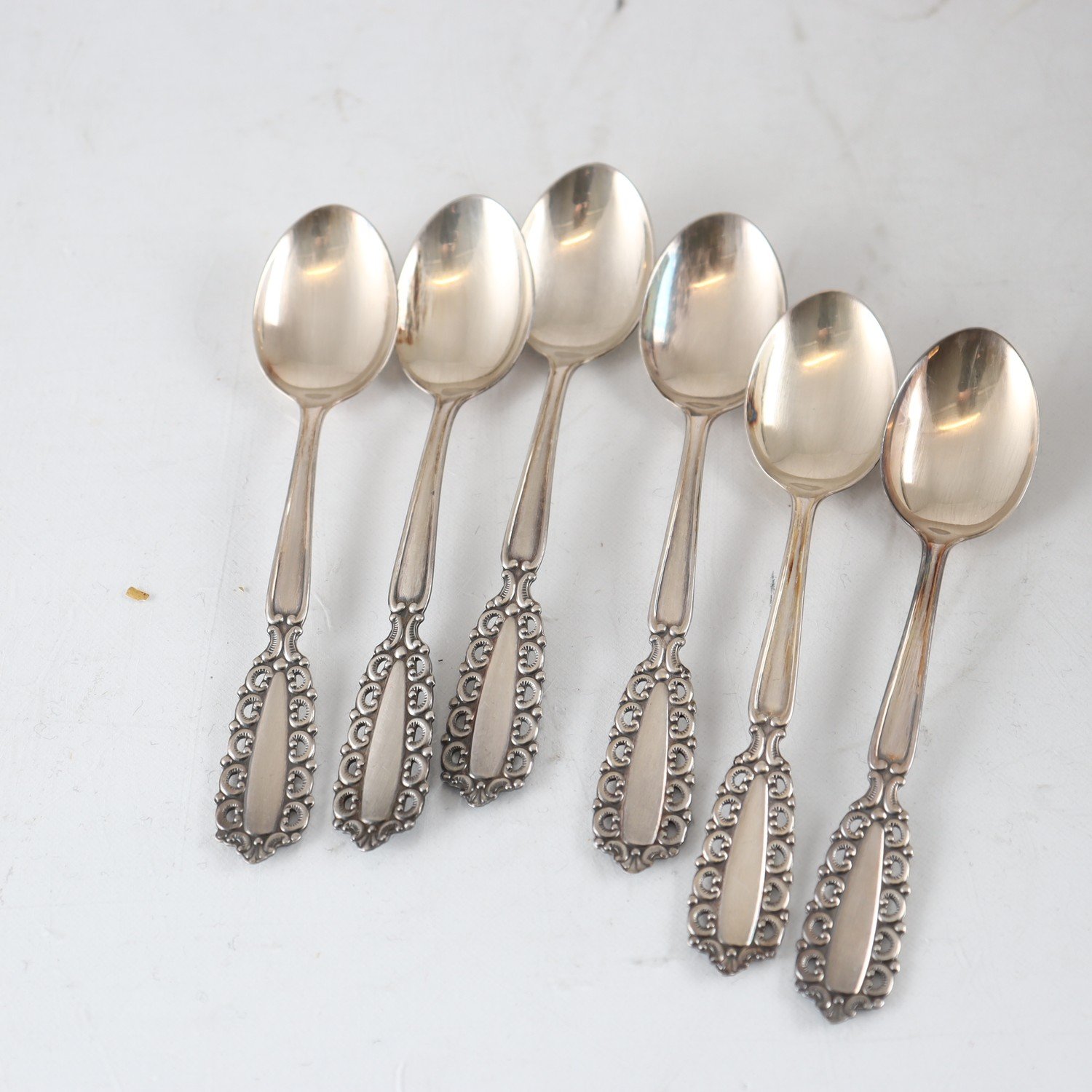 Silversked, ”Carmen”, stämplade GAB kattfot S Q9, 6 st