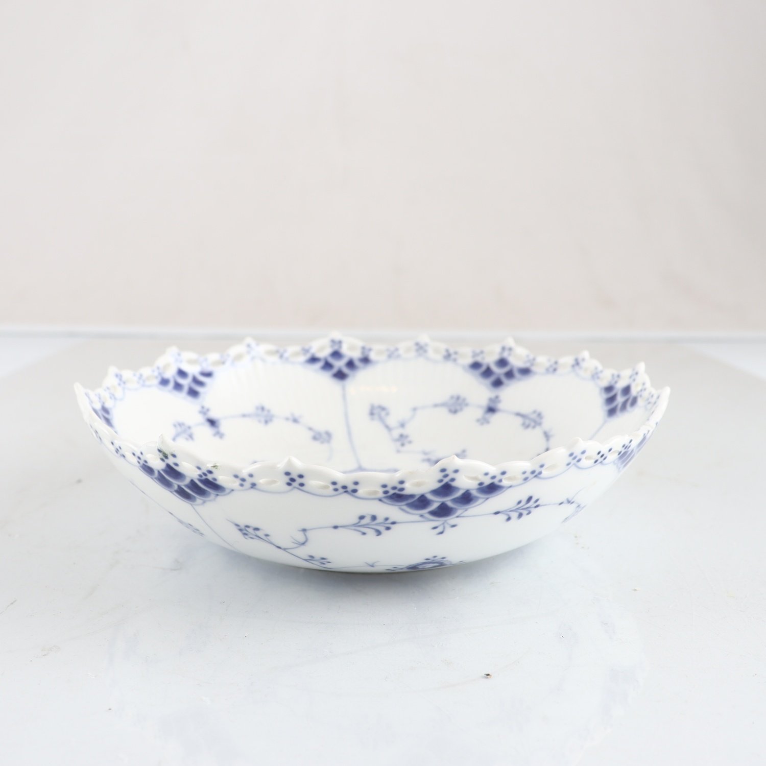 Skål, musselmalet, Royal Copenhagen