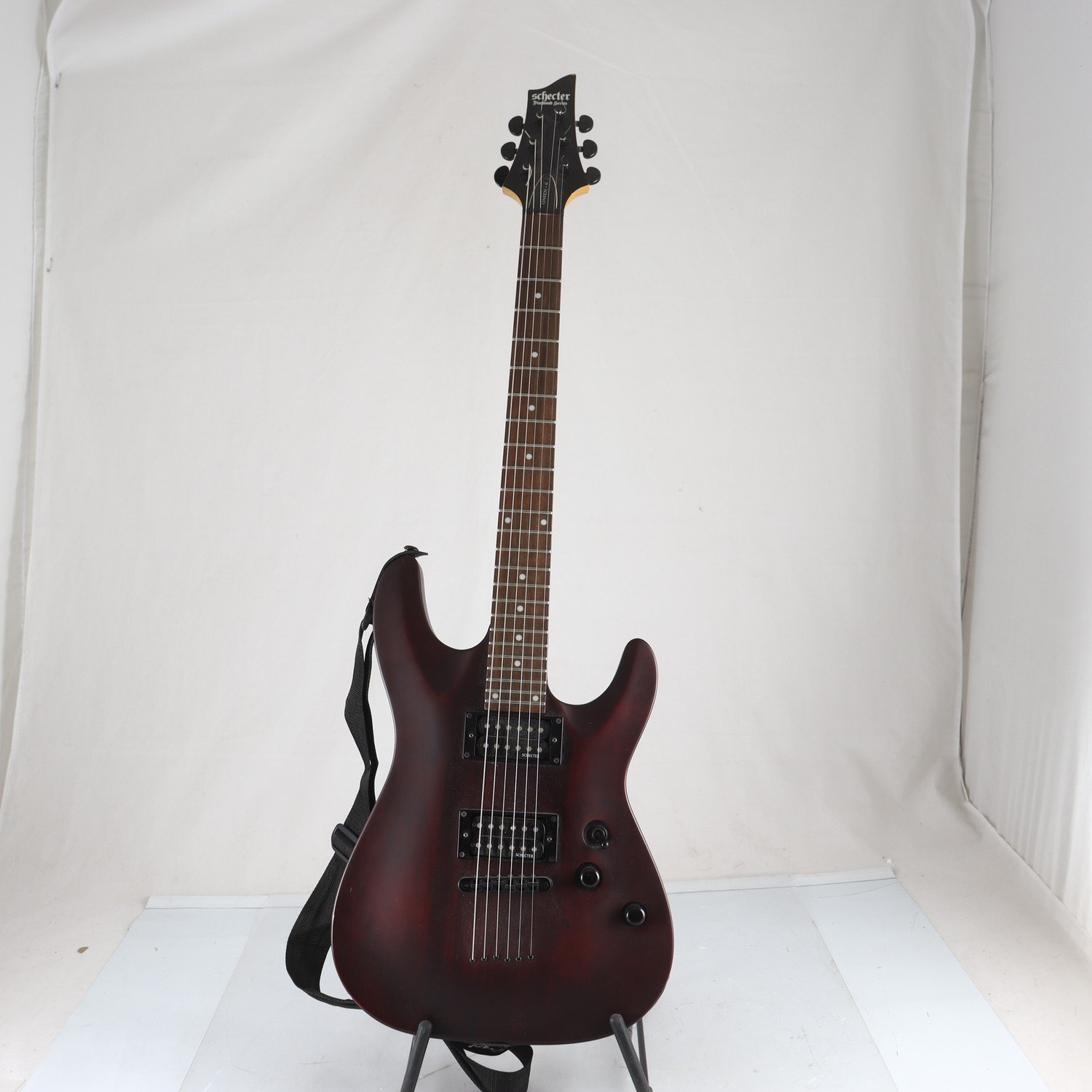 Elgitarr, Schecter. Endast avhämtning.