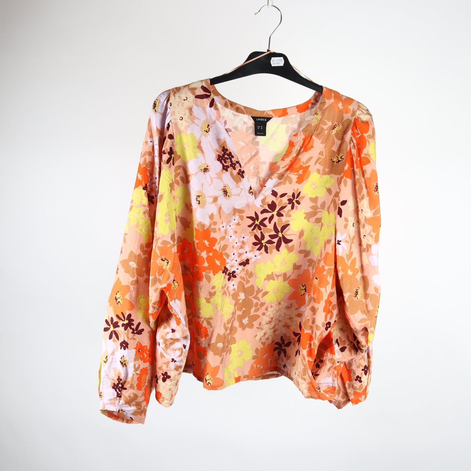 Blus, Lindex, stl. XL