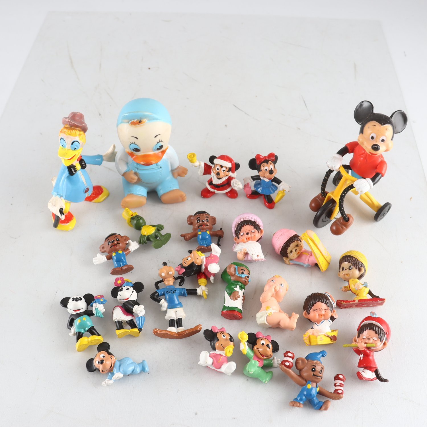 Figurer, Tecknade figurer disney mfl, äldre blandat.