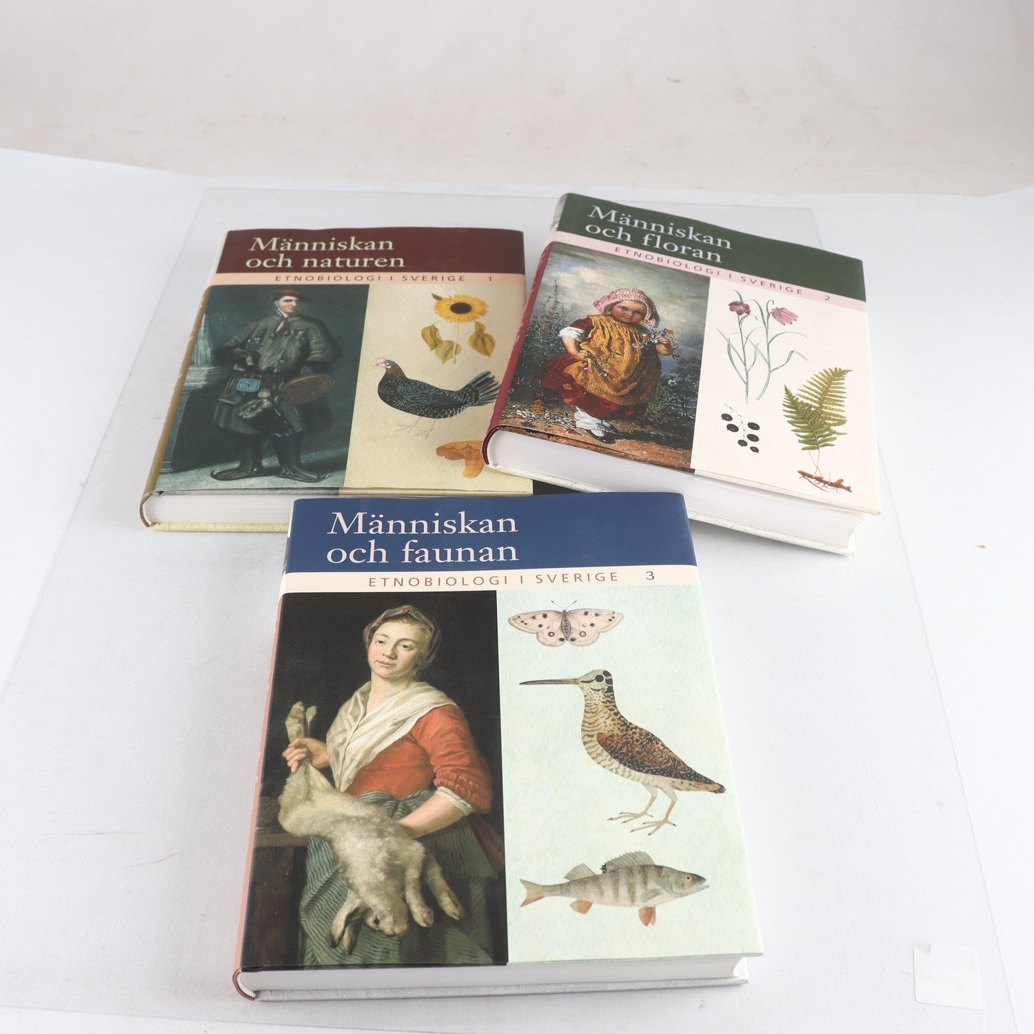 Etnobiologi i Sverige, Vol. 1-3. Samfraktas ej.