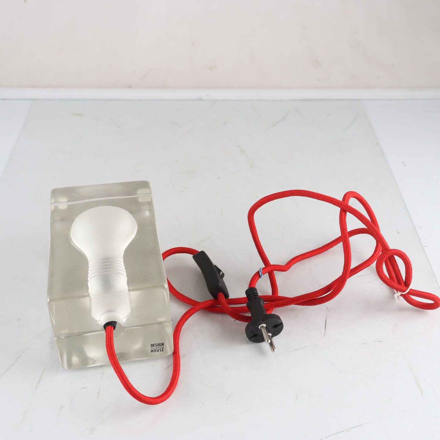 Lampa, Design House. Samfraktas ej.