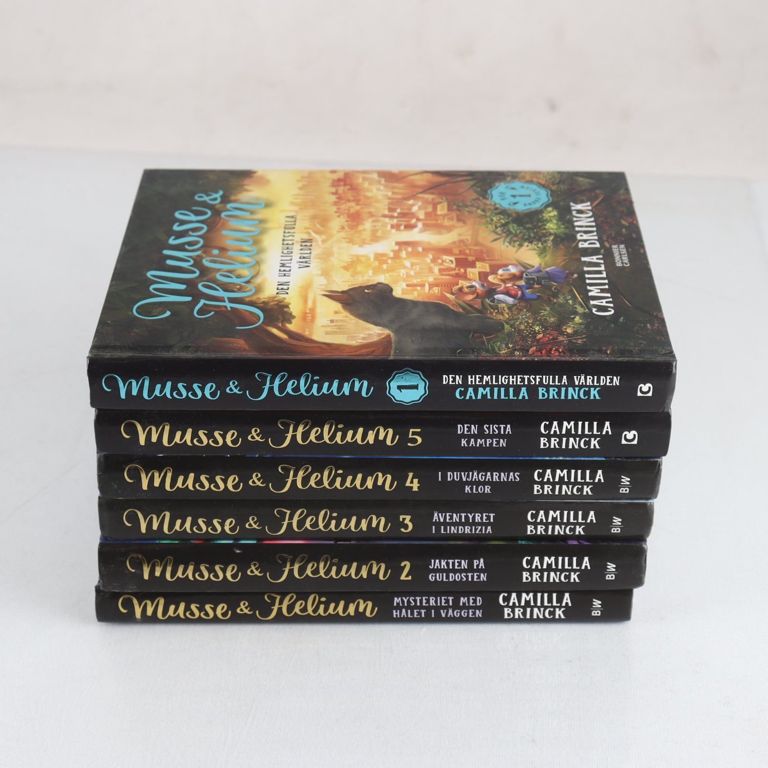 Musse & Helium, Vol.1-5 i första & Vol.1 i andra serien