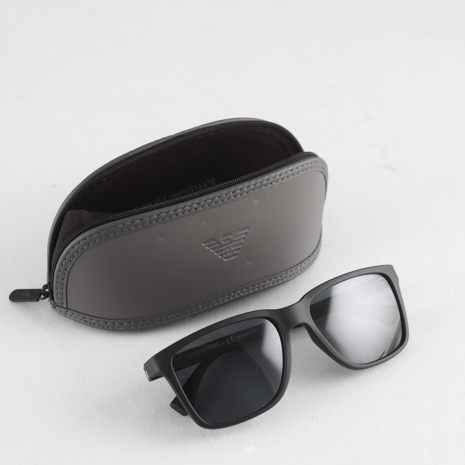 Solglasögon Emporio Armani