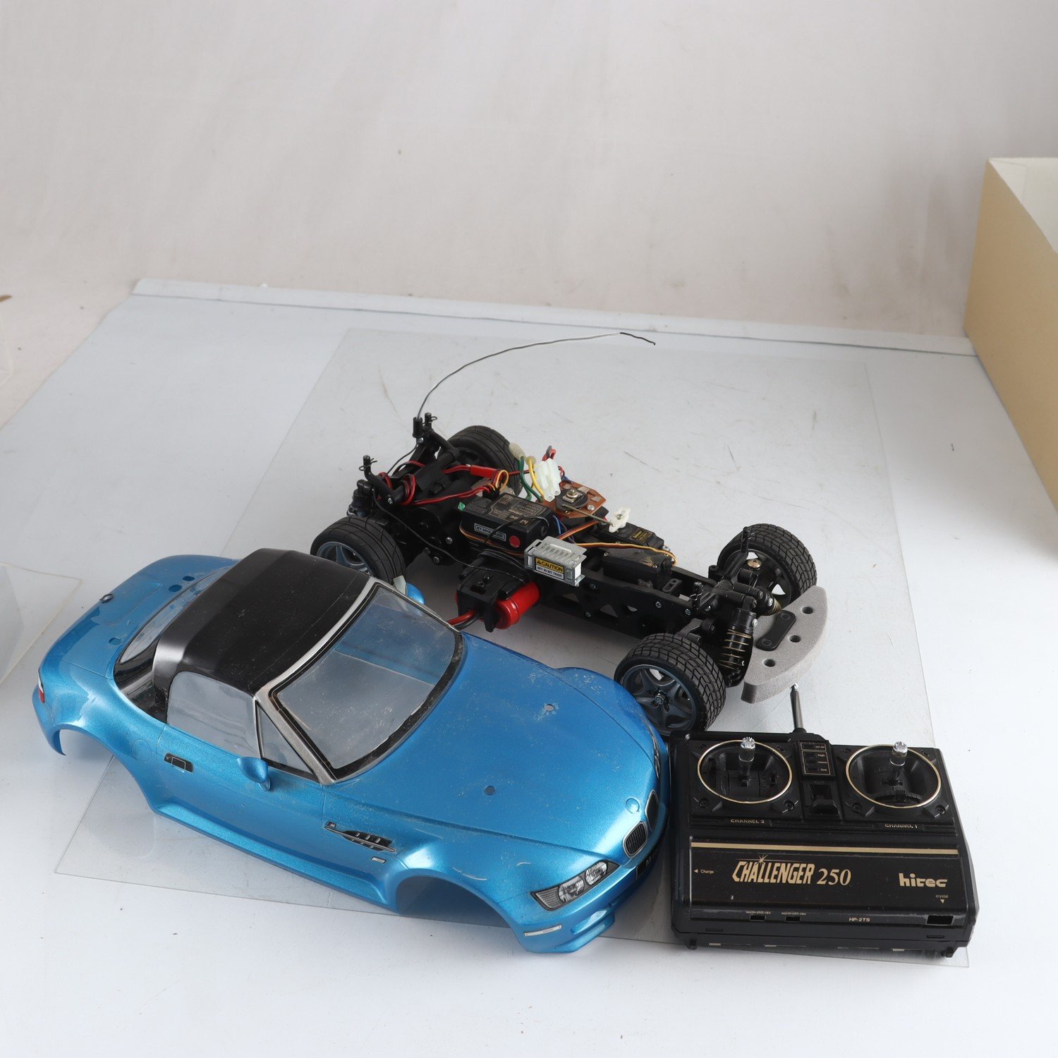 Radiostyrd bil, Bmw m-roadster, tamiya. Repobjekt. Samfraktas ej.