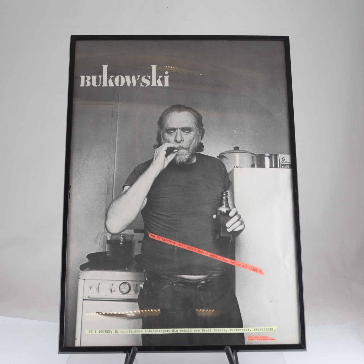Poster, Charles bukowski, inramad. Endast avhämtning.