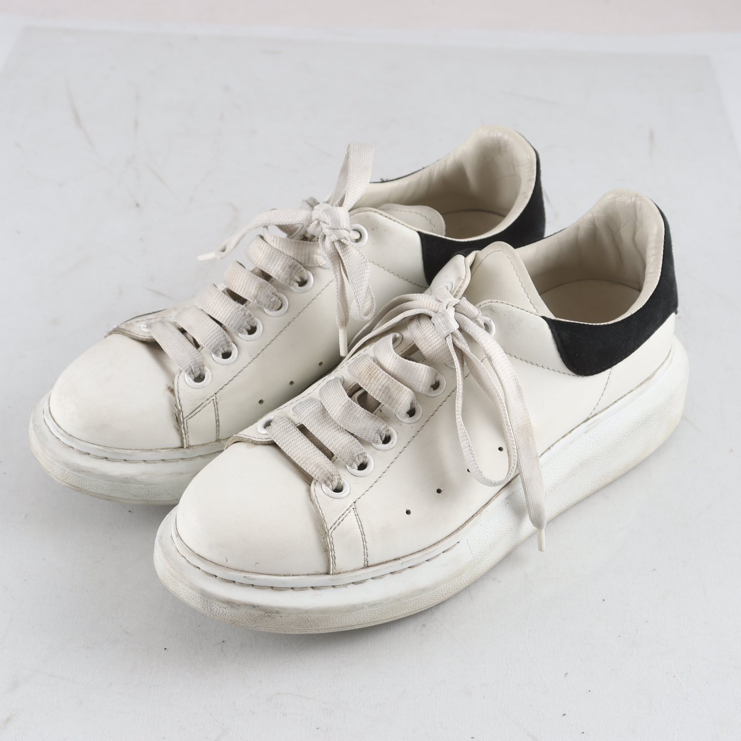 Sneakers, Alexander McQueen, vit, stl. 40