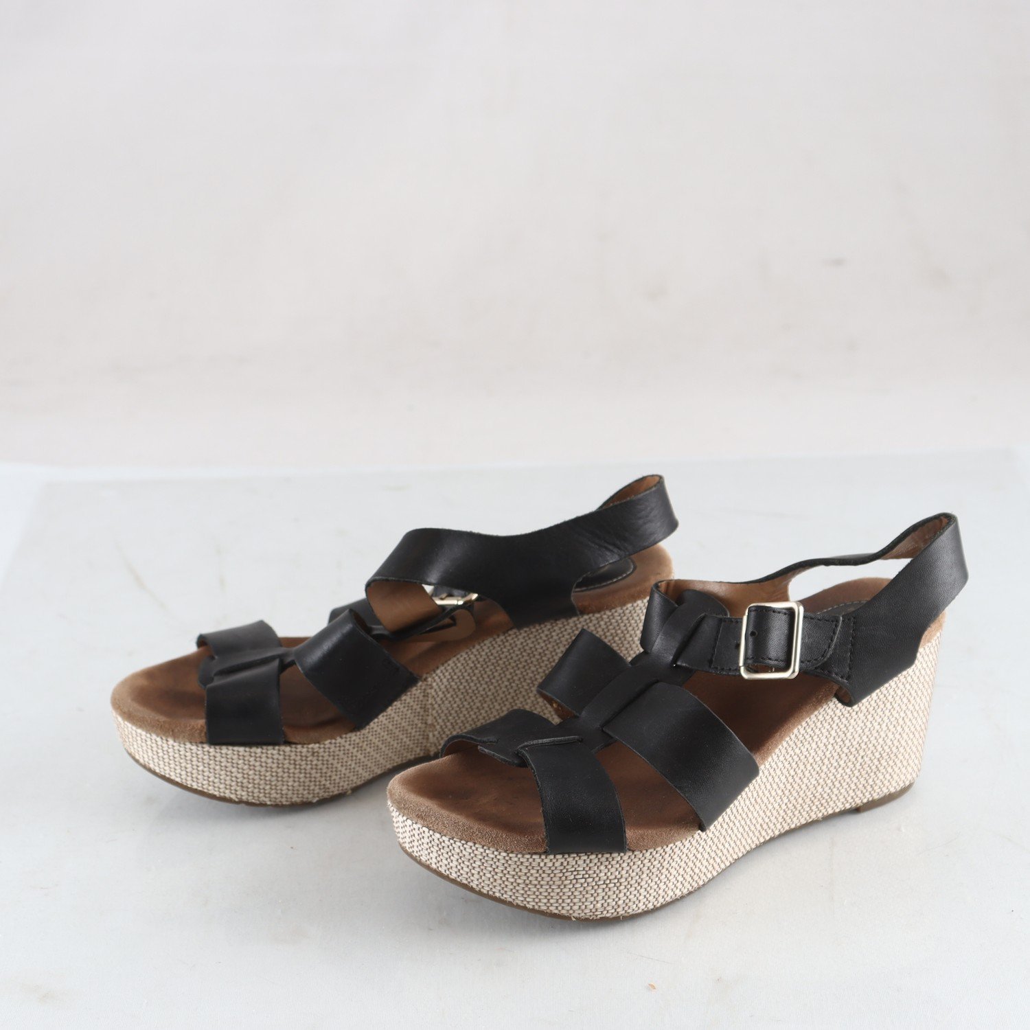 Sandal med kilklack, Clarks, läder, stl. 37
