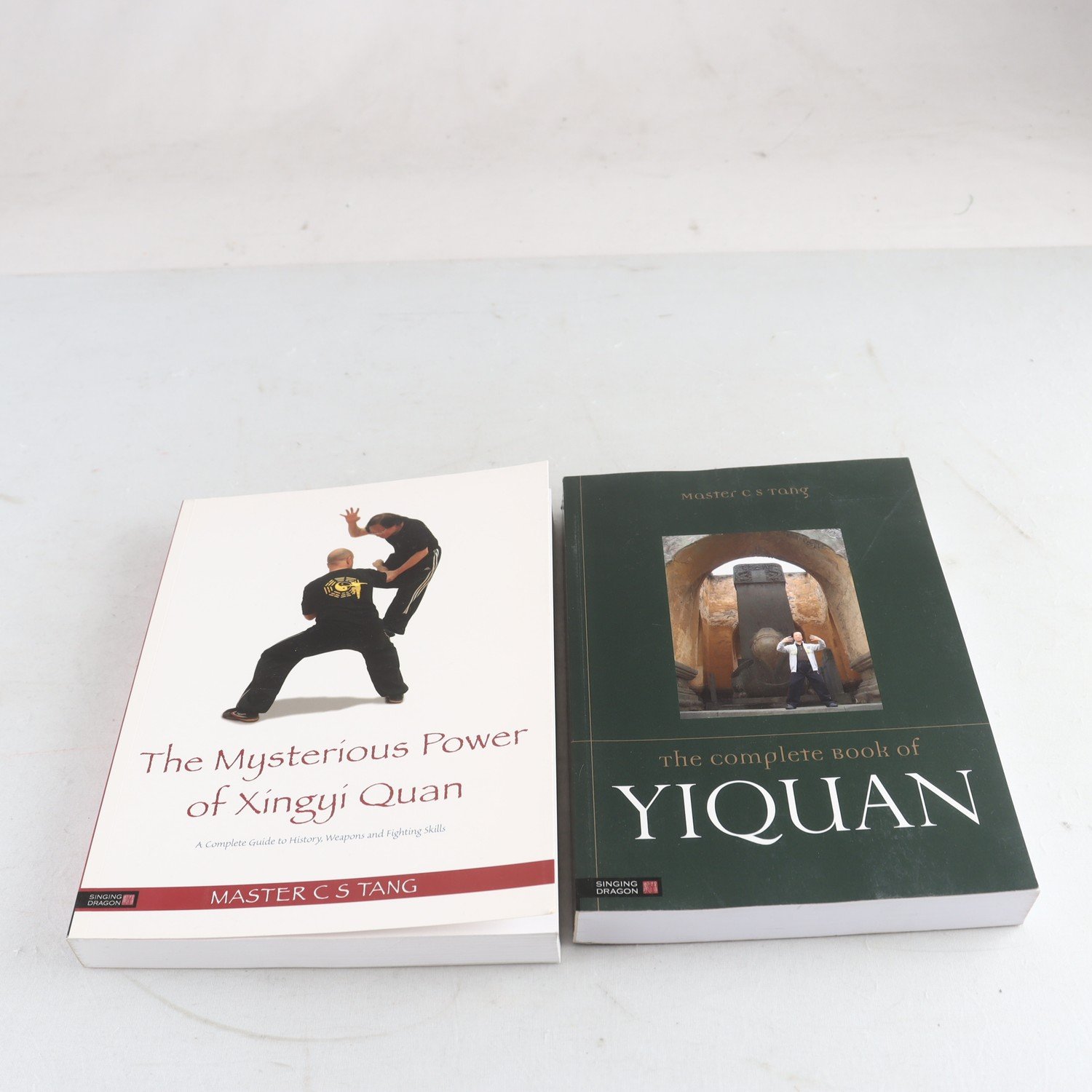 Master S C Tang, 2 kampsportsböcker om Yiquan & Xingyi Quan