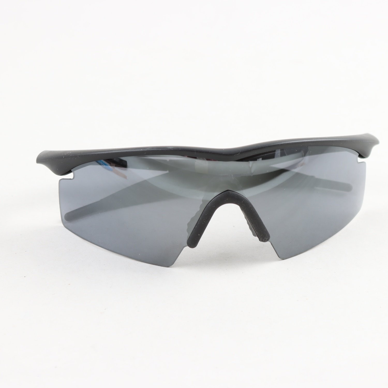 Sportglasögon, Oakley