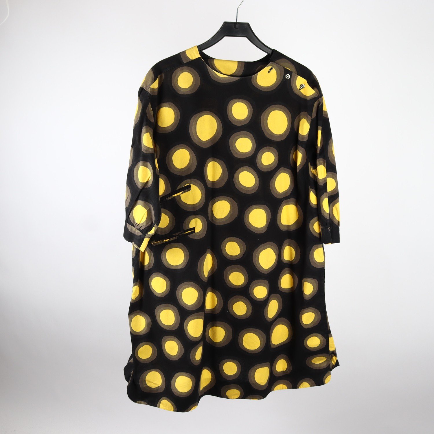 Klänning, Marimekko, prickig, gul, svart, stl. ca. L/XXL