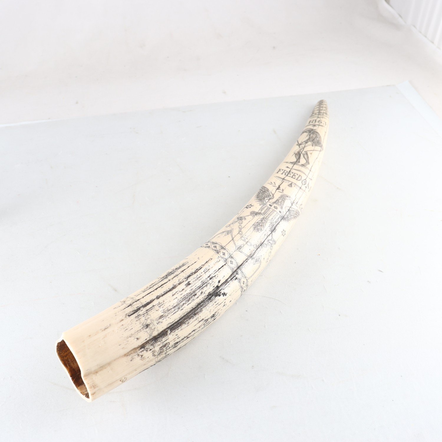 Replica valrossbete, Scrimshaw. Samfraktas ej