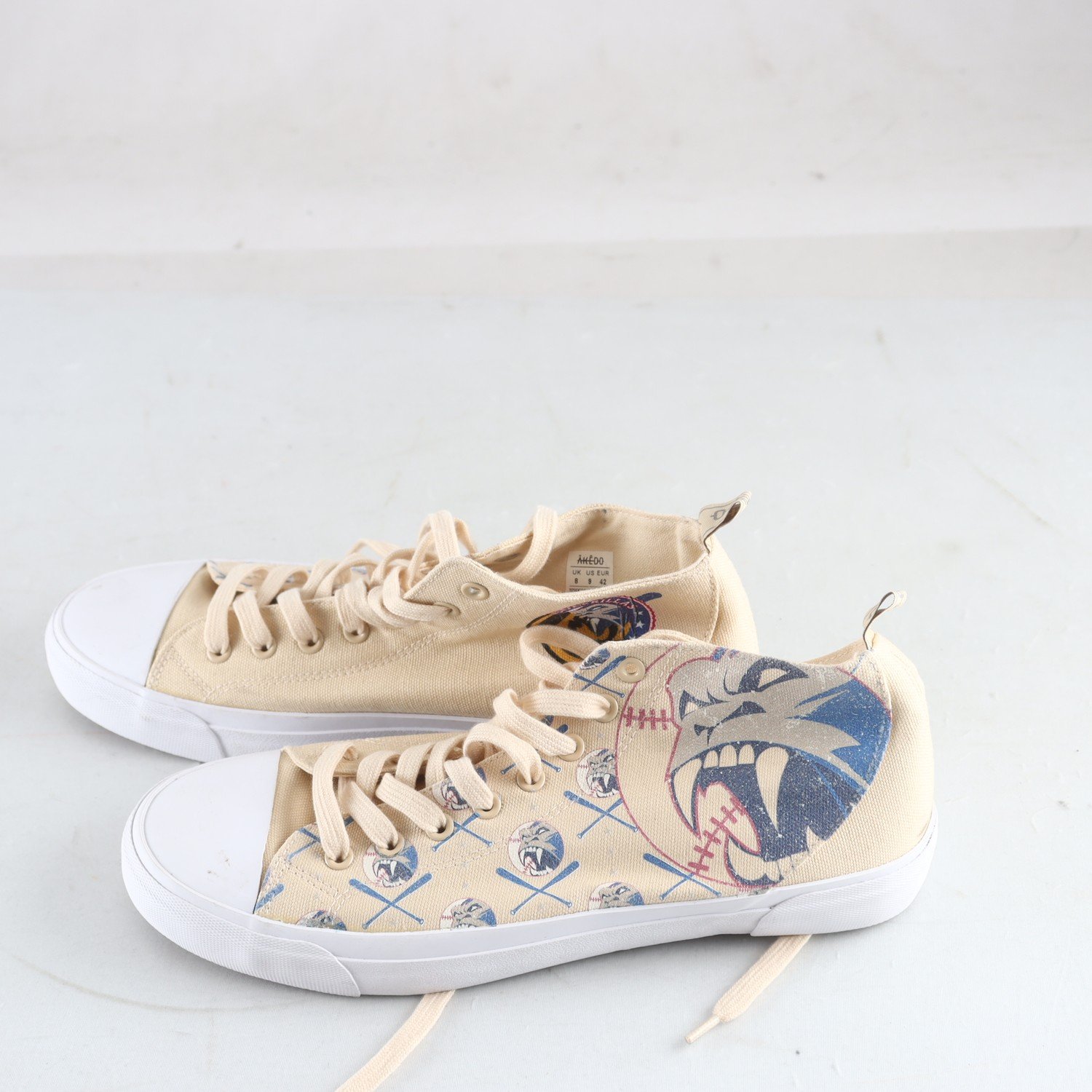 Höga sneakers, Akedo x Far Cry 6, stl. 42