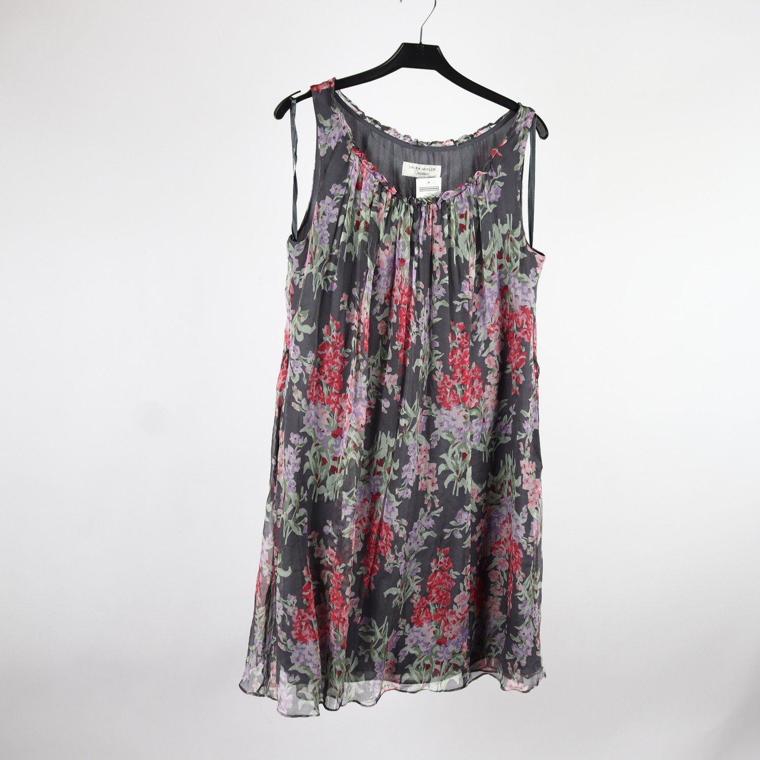 Klänning, laura Ashley. mönstrad, stl. 38