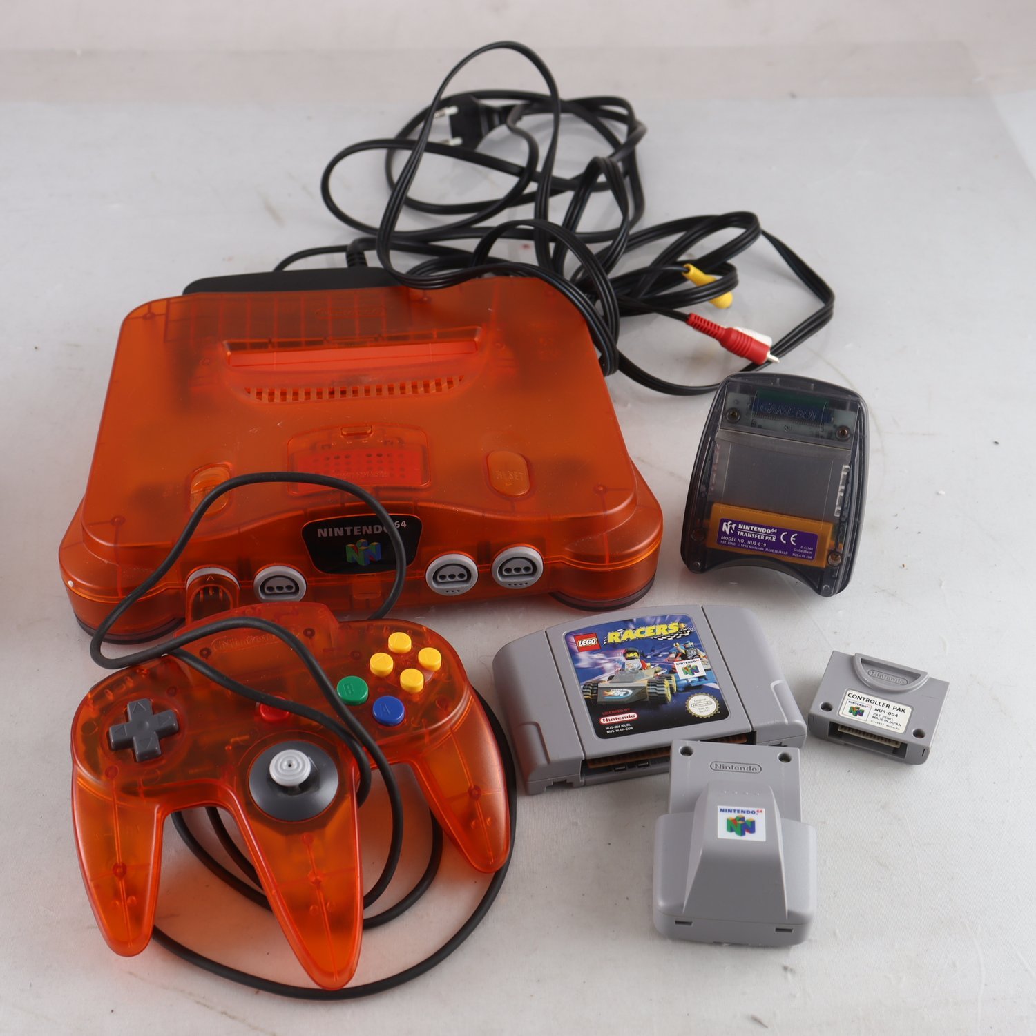 TV-spel, Nintendo 64. Samfraktas ej.