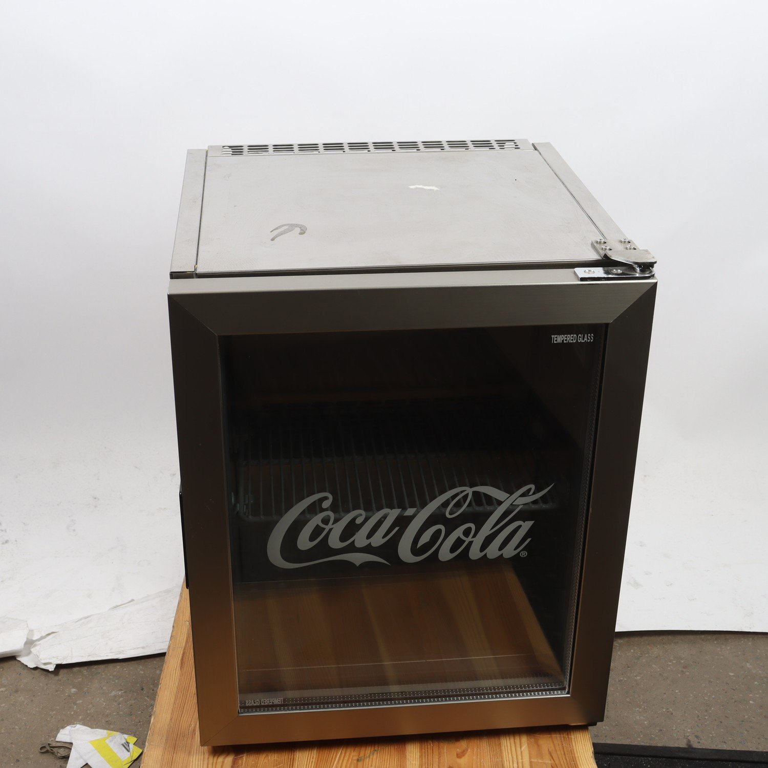 Kylskåp, Coca-Cola. Endast avhämtning.