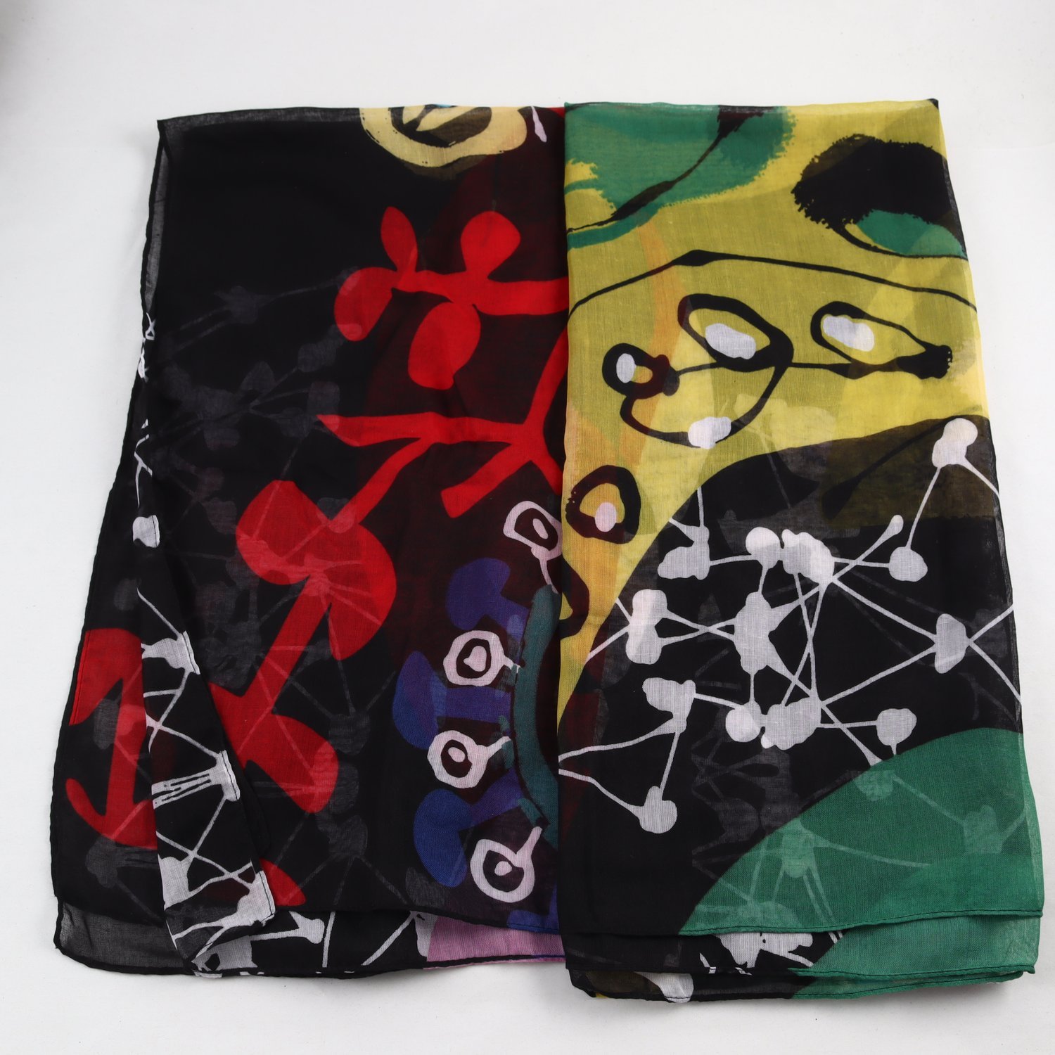 Scarf, Desigual designed by Mr. Christian Lacroix, mönstrad