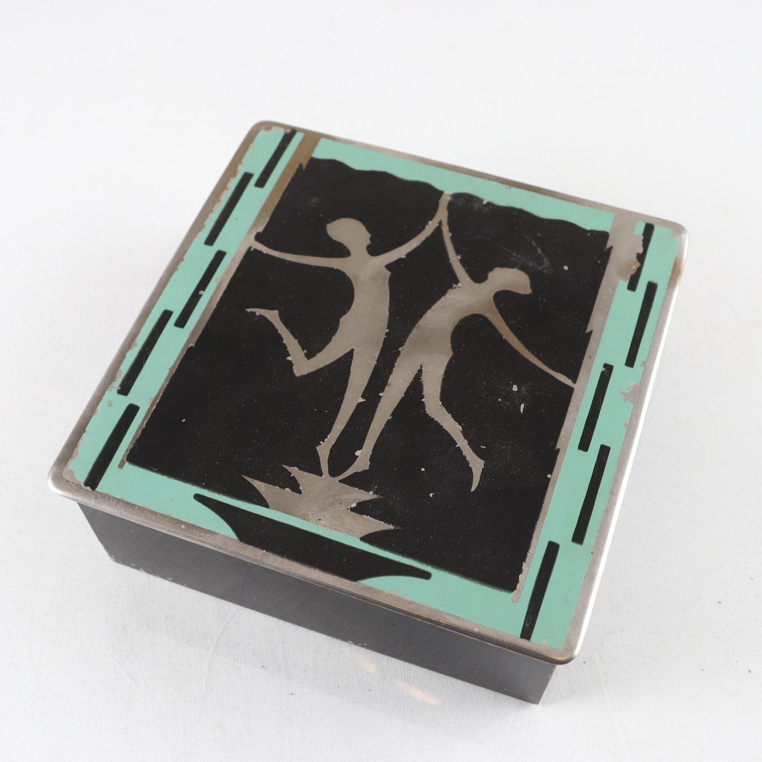 Plåtask, Art-déco, (1919-1939)