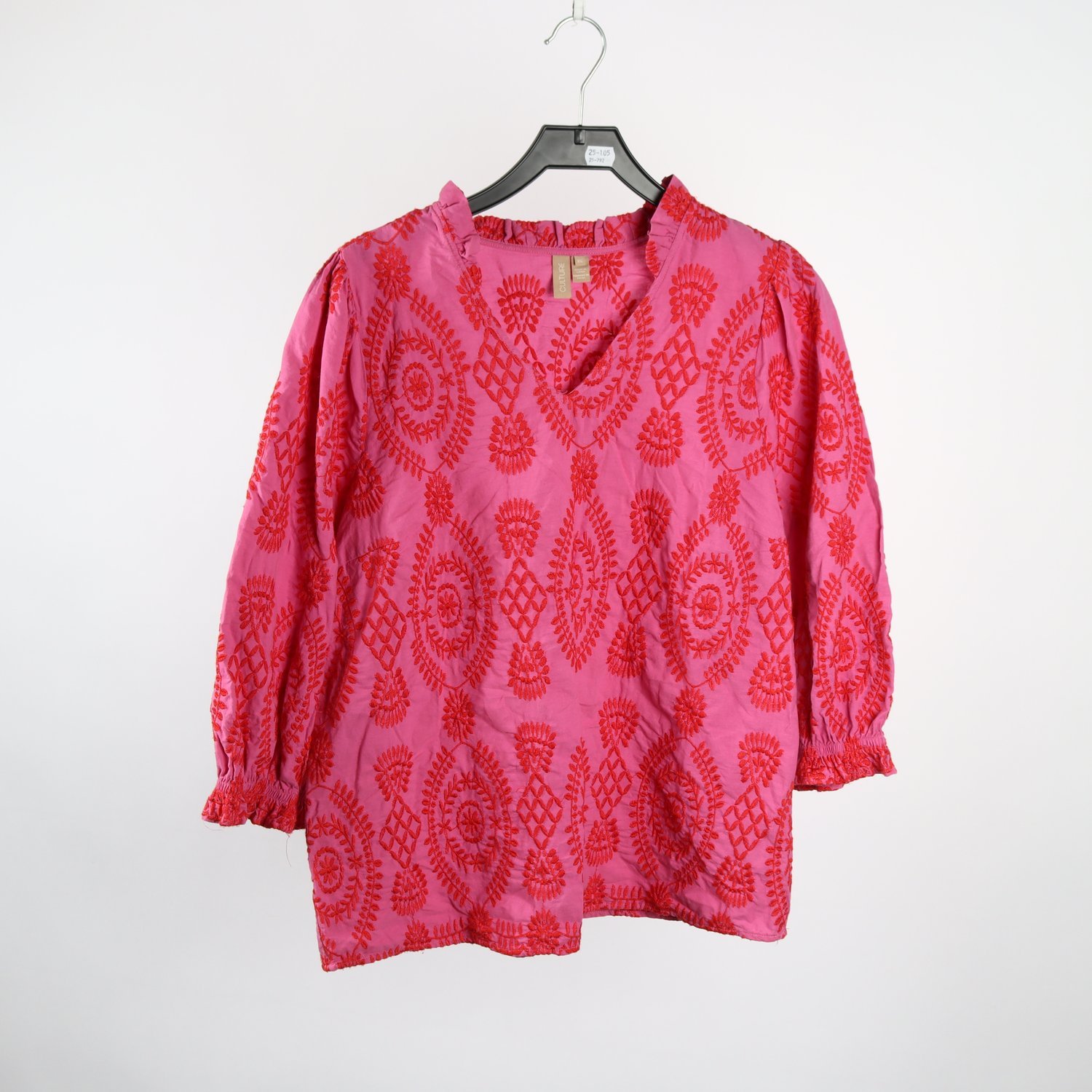Blus, Culture, stl. XL