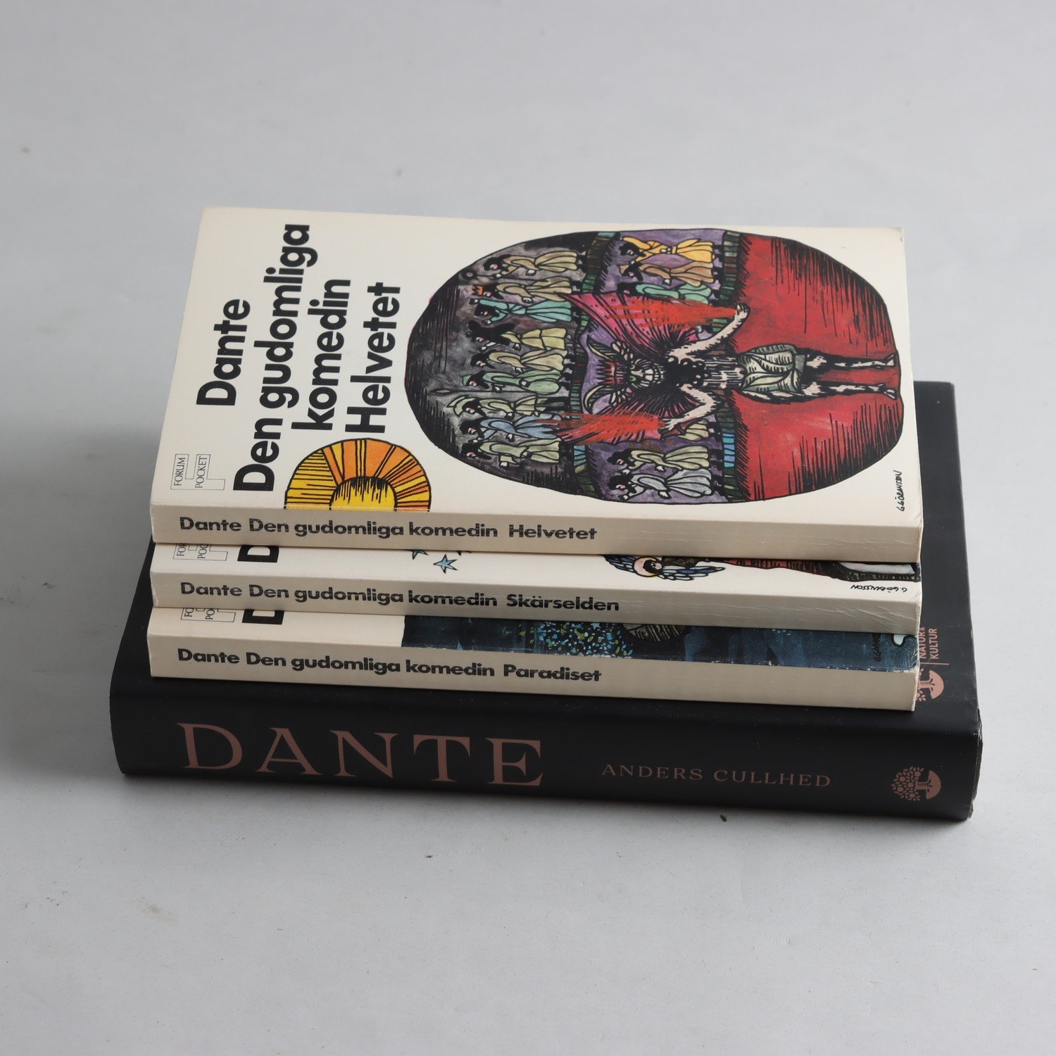 Dante Alighieri, Den gudomliga komedin, 3 vol. + 1 extra vol.