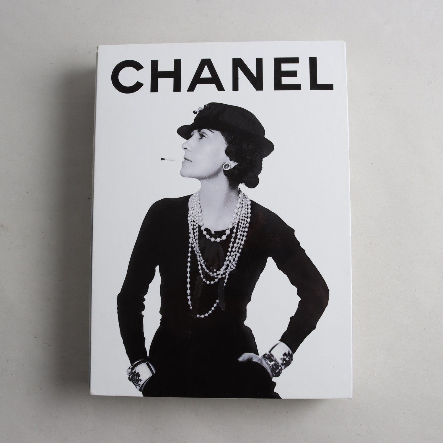 Chanel, 3 vol., med skyddskassett