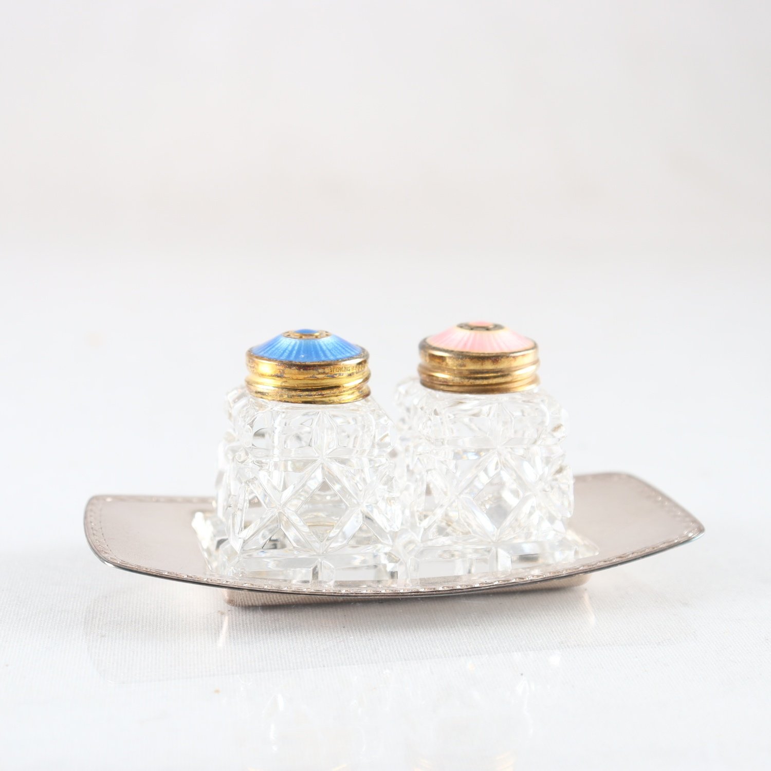 Salt & pepparkar, glas, lock i sterlingsilver, bricka pläter