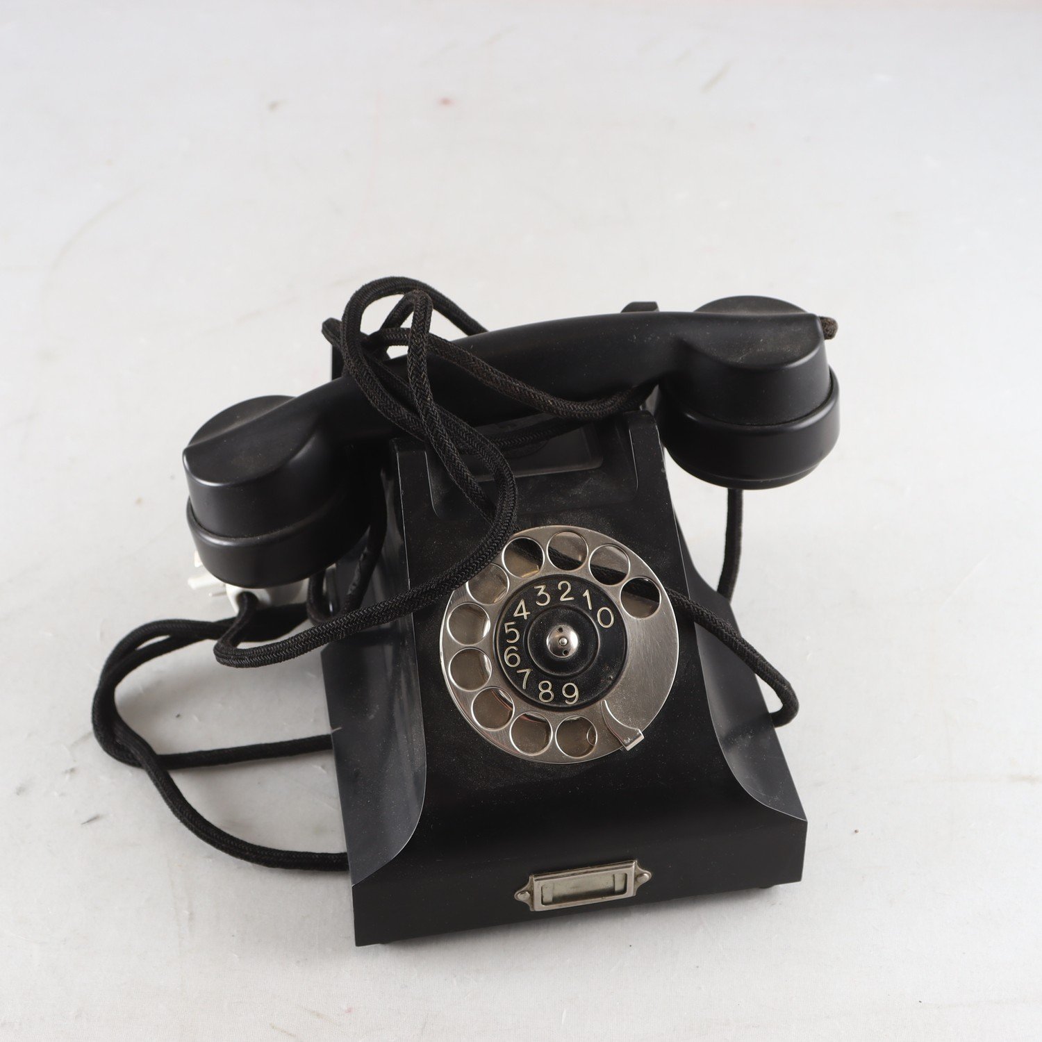 Telefon, Bakelit. Samfraktas ej.