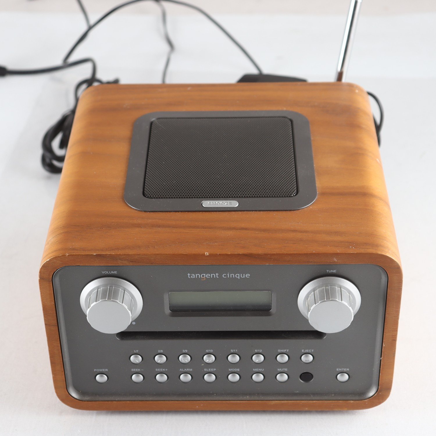 CD/Radio, Tangent Cinque. Samfraktas ej.