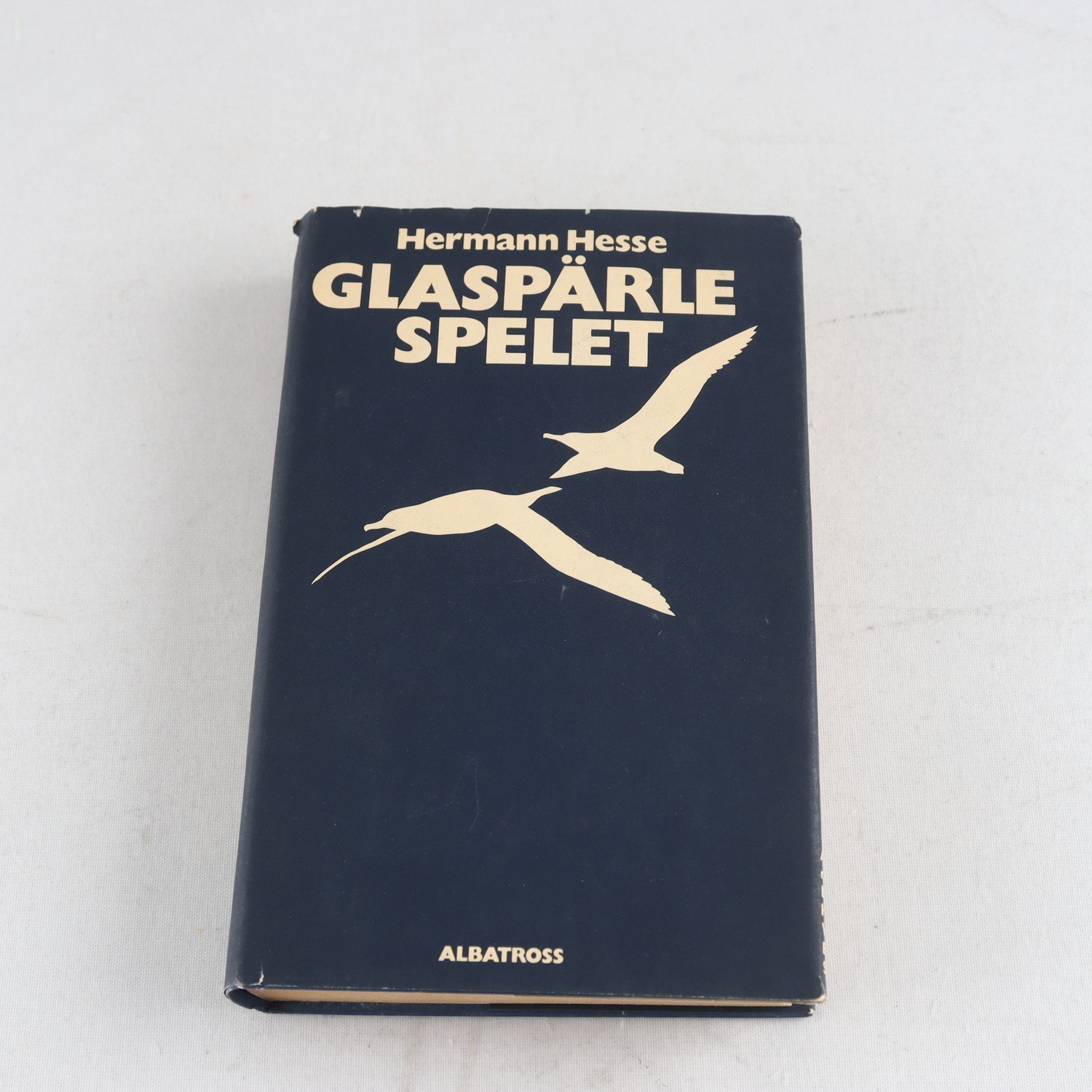 Glaspärlespelet, Herman Hesse