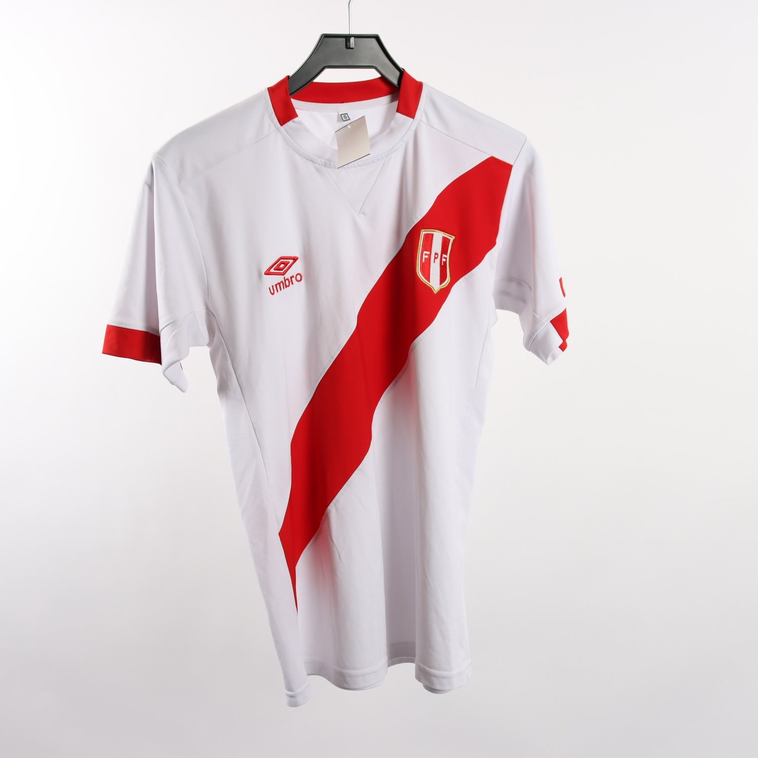 Fotbollströja, Umbro, vit/röd, stl. S