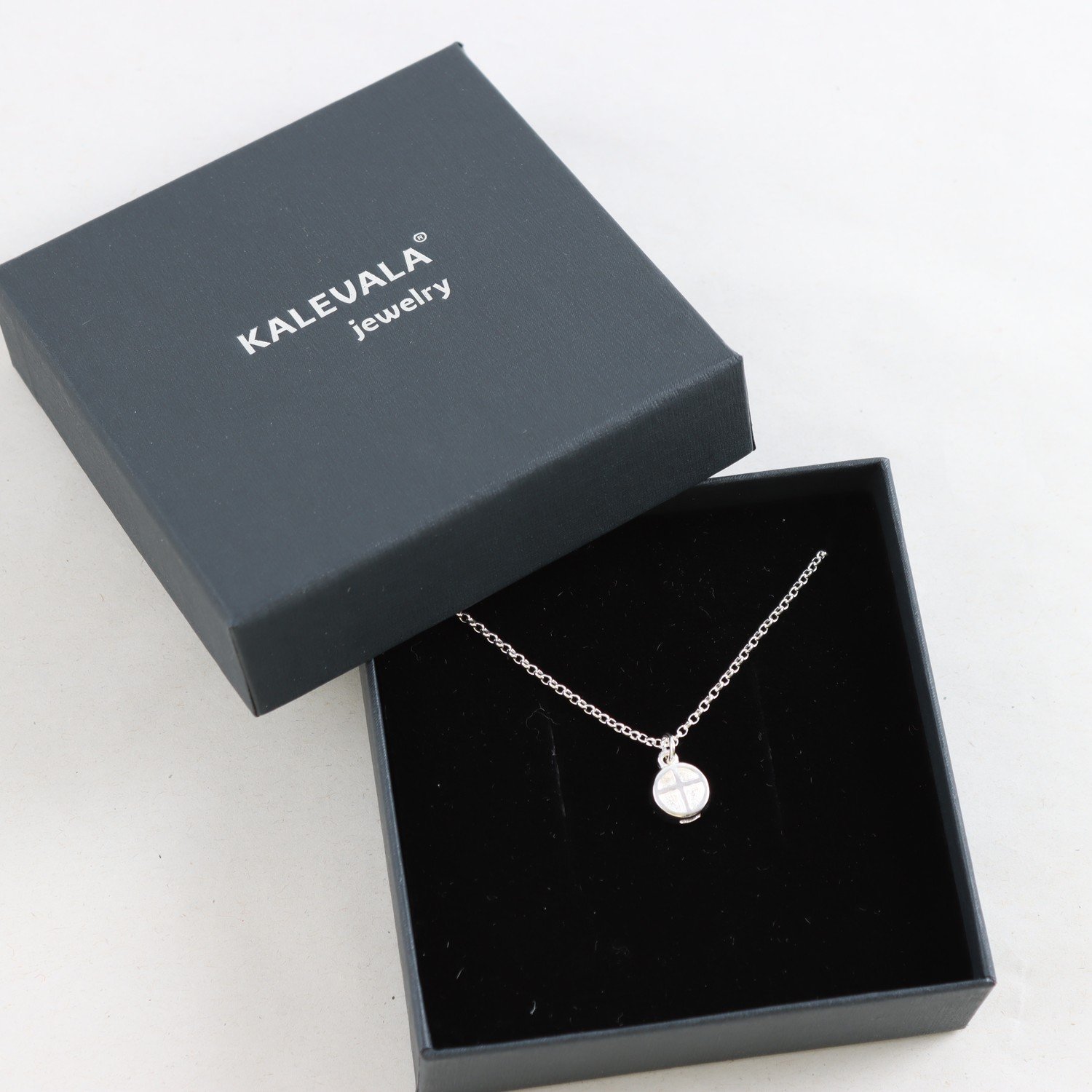 Halsband, hänge, silver 925, Majakkaristi, vikt: 4,9g