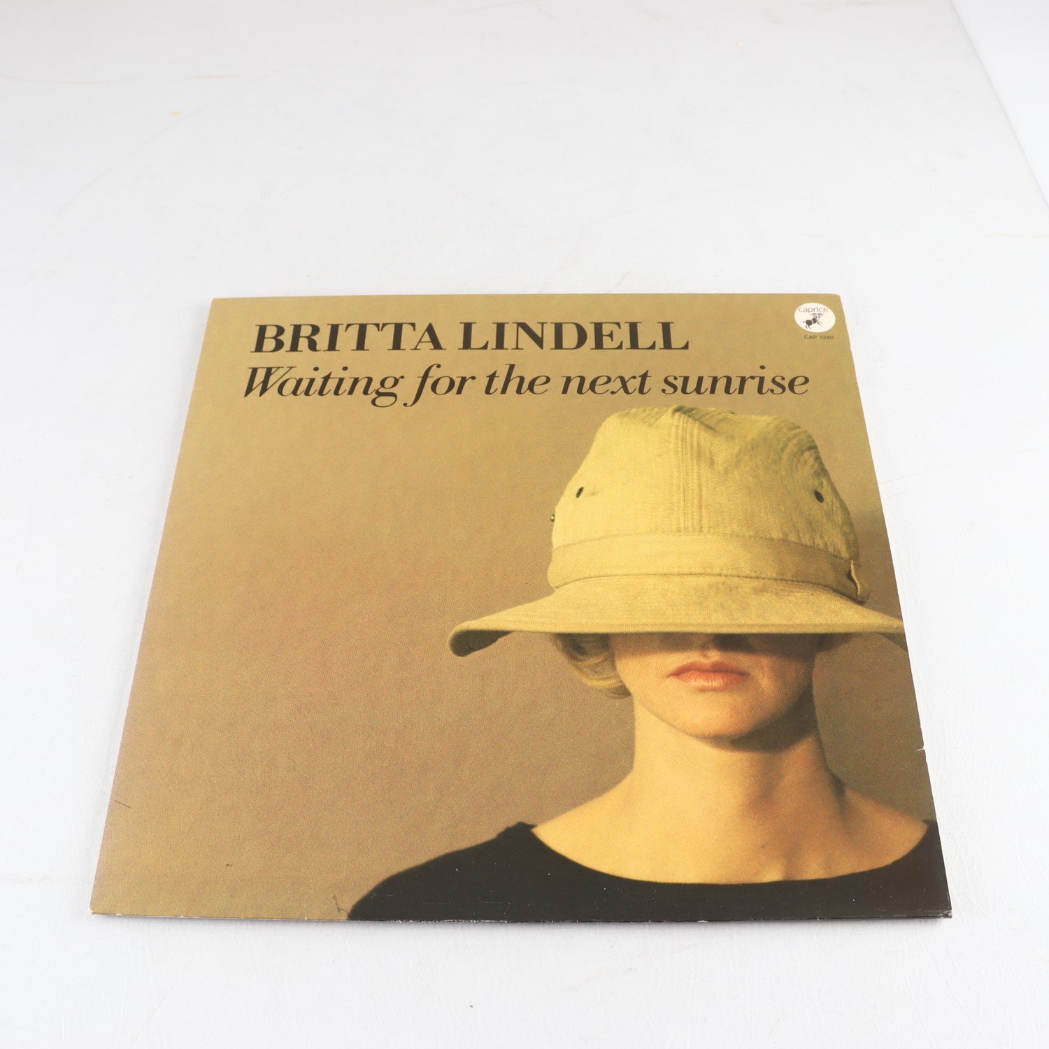 LP Britta Lindell, Waiting For The Next Sunrise