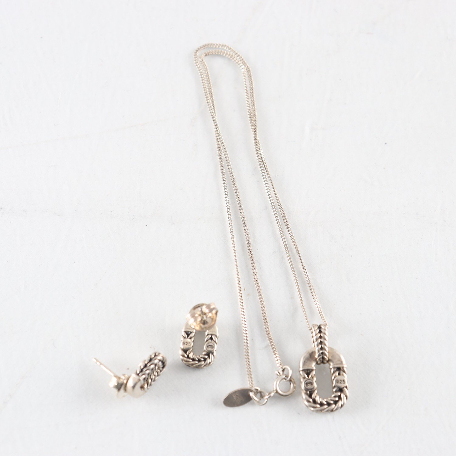 Silverset, Halsband, Örhängen, Vikt: 10,6 g