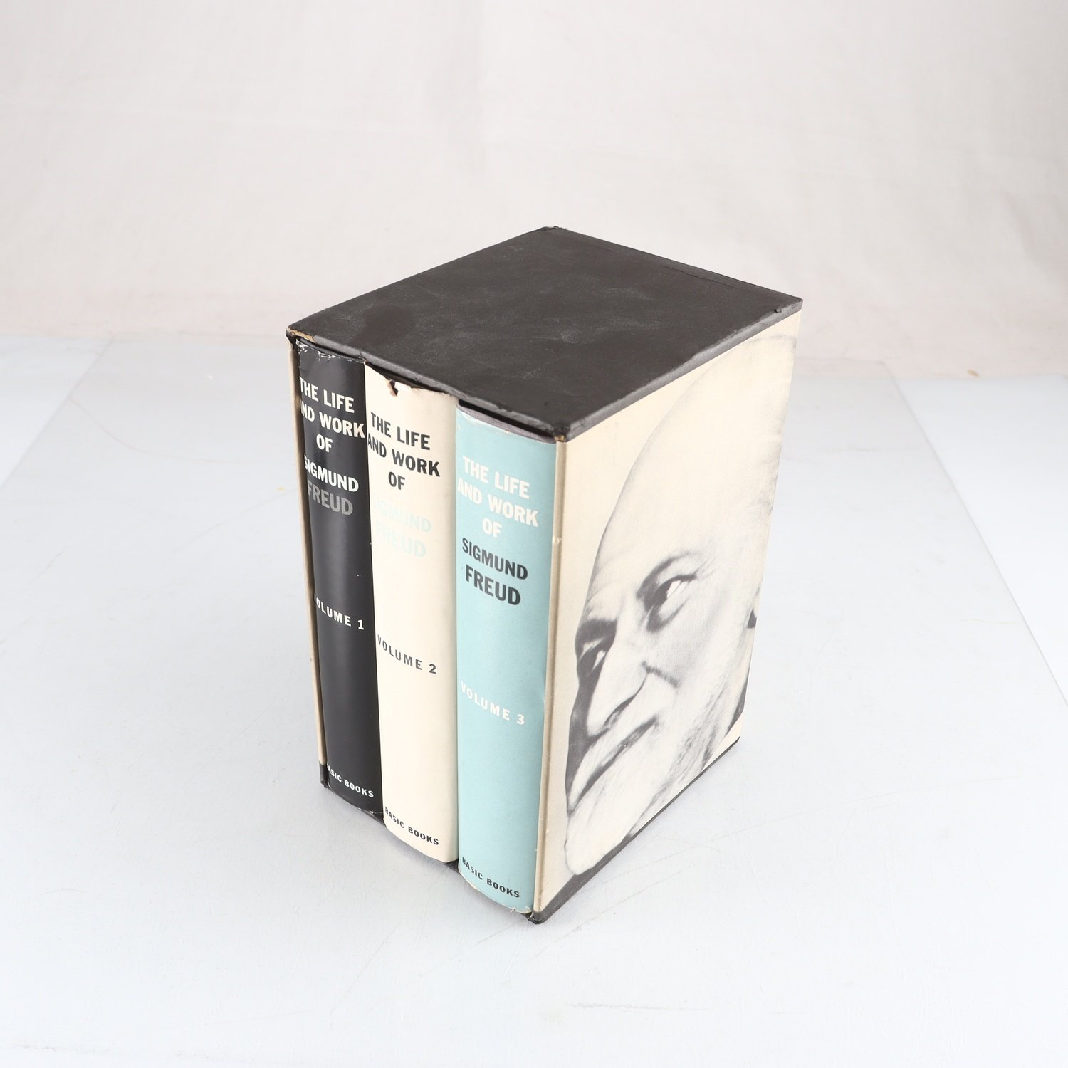 Ernest Jones, The Life and Work of Sigmund Freud, Vol. 1-3