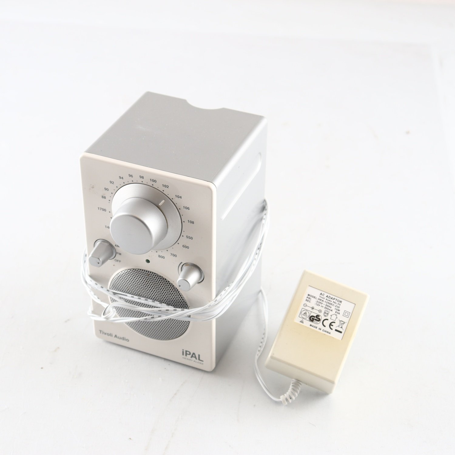 Radio, Tivoli Audio, Ipal