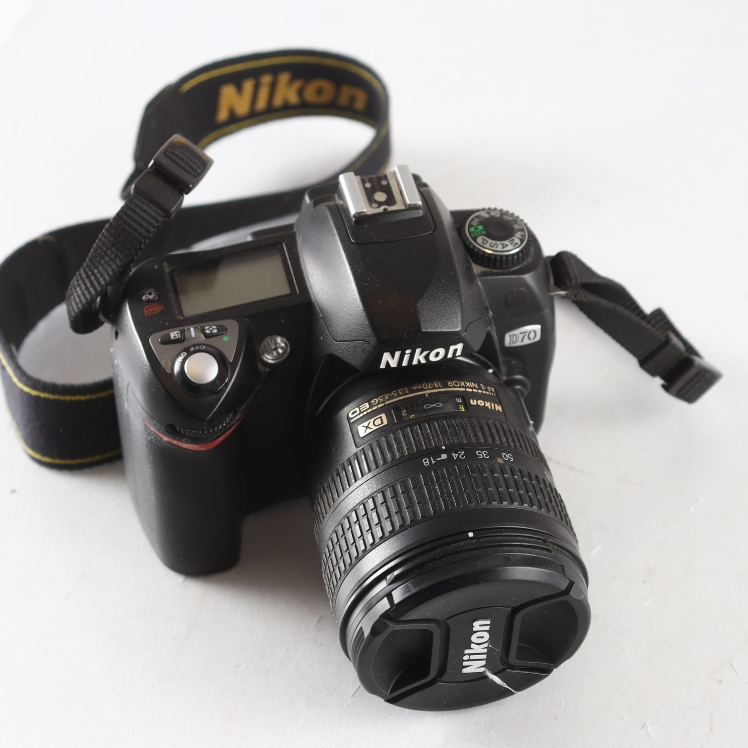 Systemkamera, Nikon D70 + 18-70mm