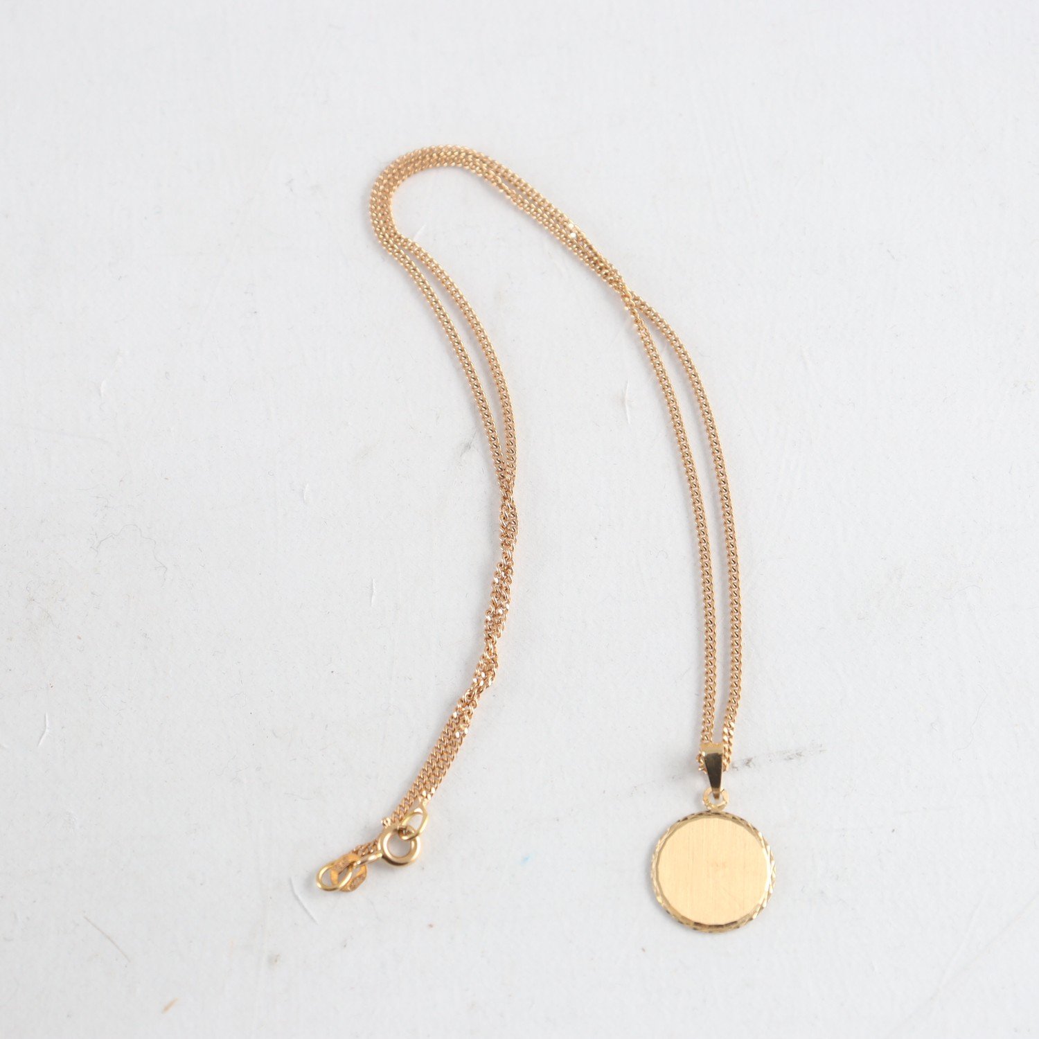 Halsband & Hänge, 18k, Vikt: 4,2 g