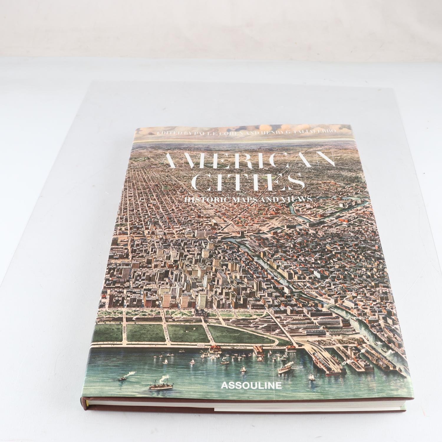 American Cities: Historic Maps and Views. Samfraktas ej.