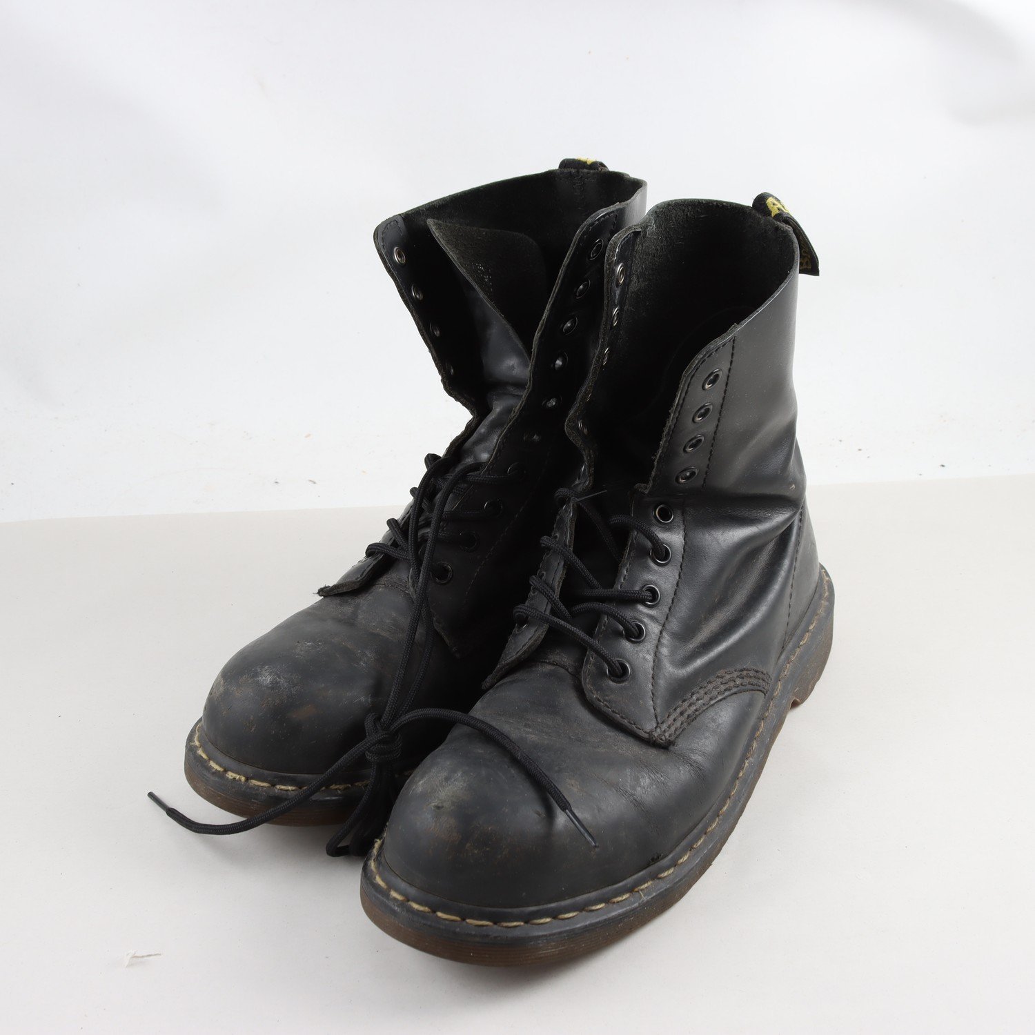 Kängor med stålhätta, Dr. Martens, läder, stl. 44