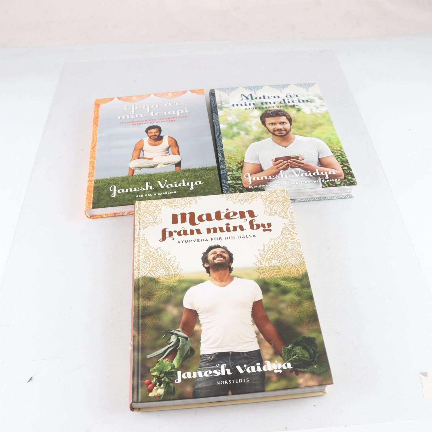 Janesh Vaidya, bokpaket med 3 volymer