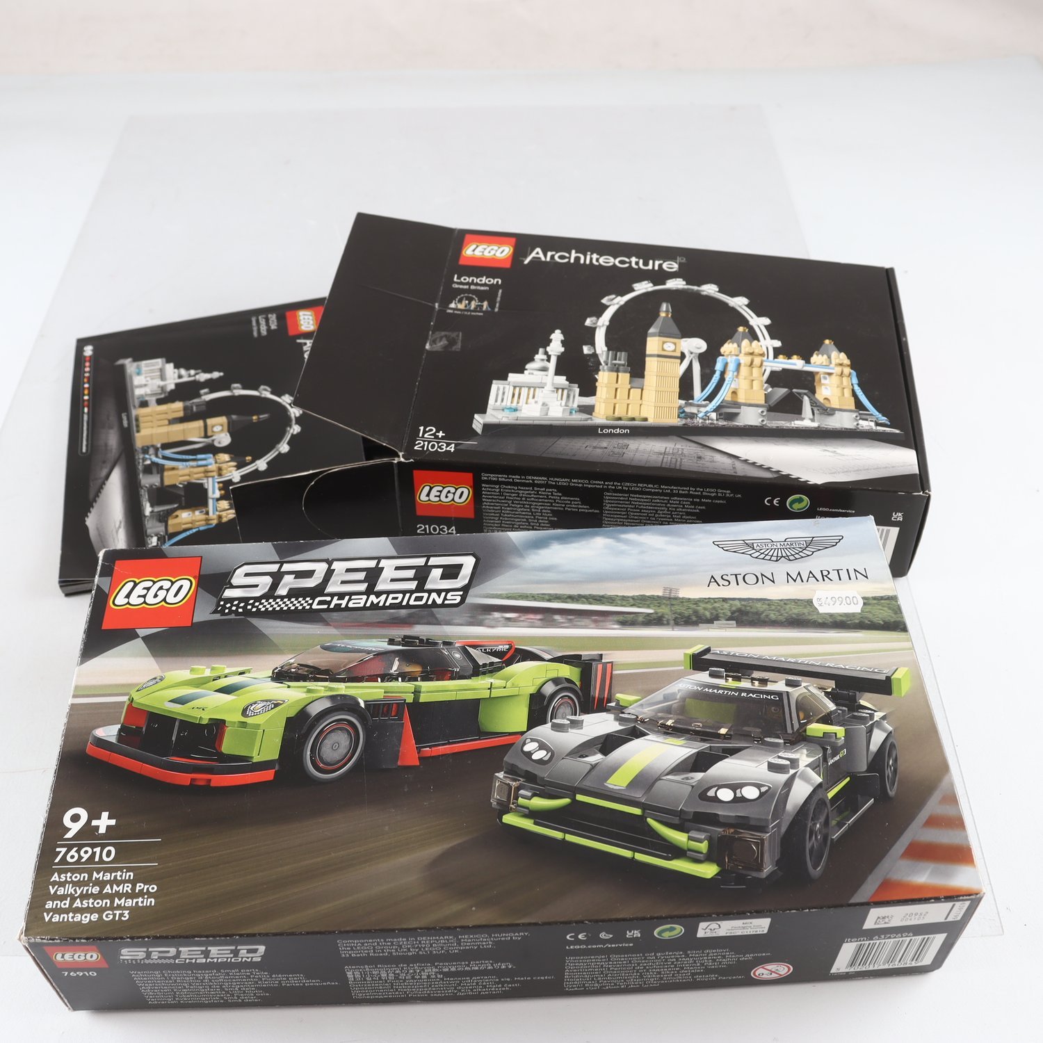 Legoset, Aston Martin & London