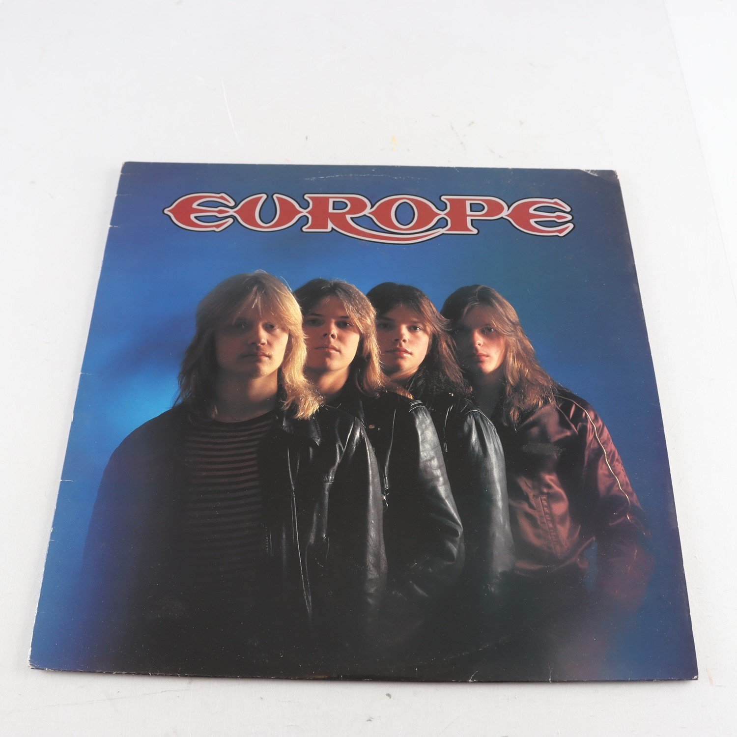 LP Europe, S/T